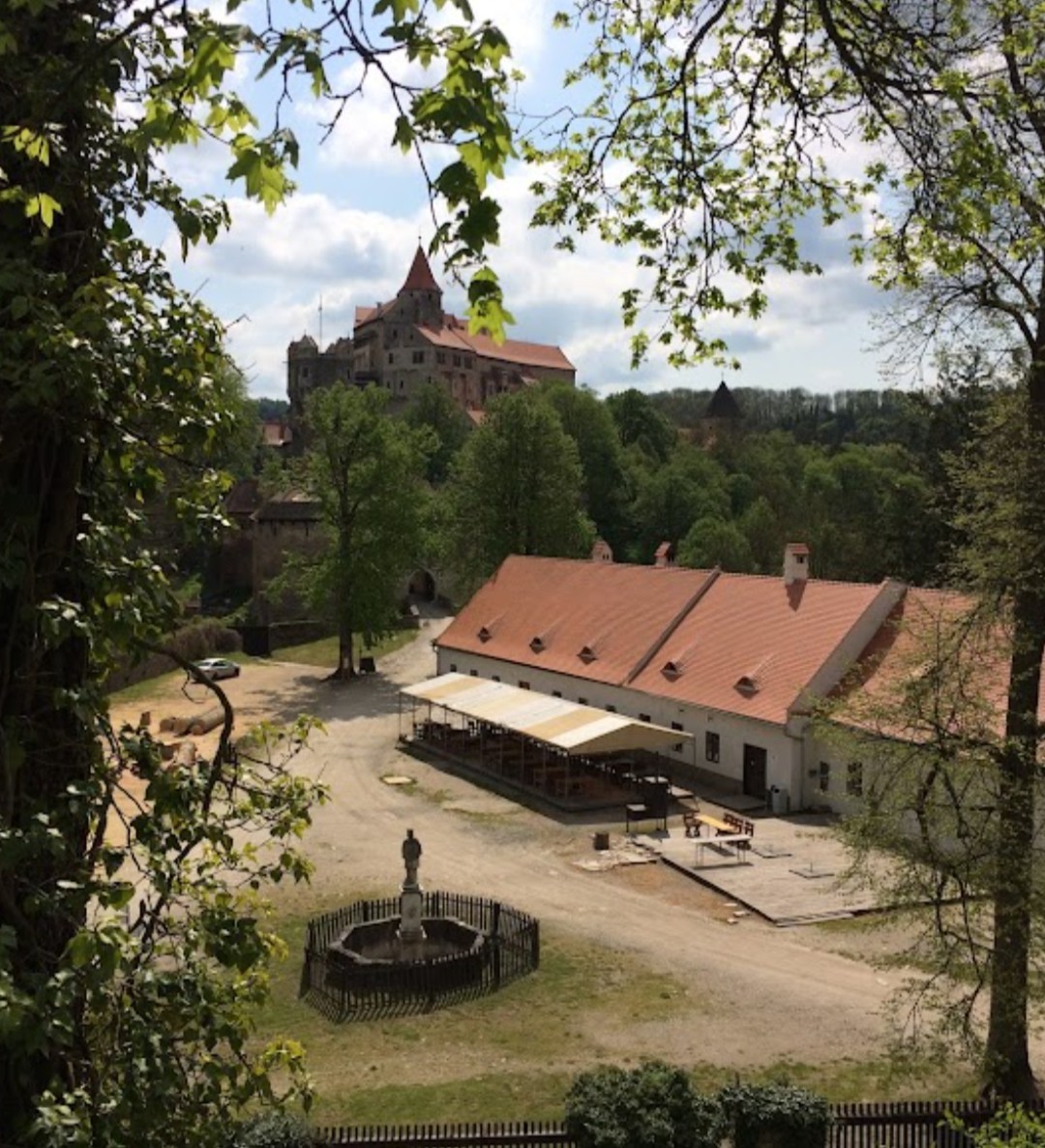 Hradní krčma Pernštejn foto 6