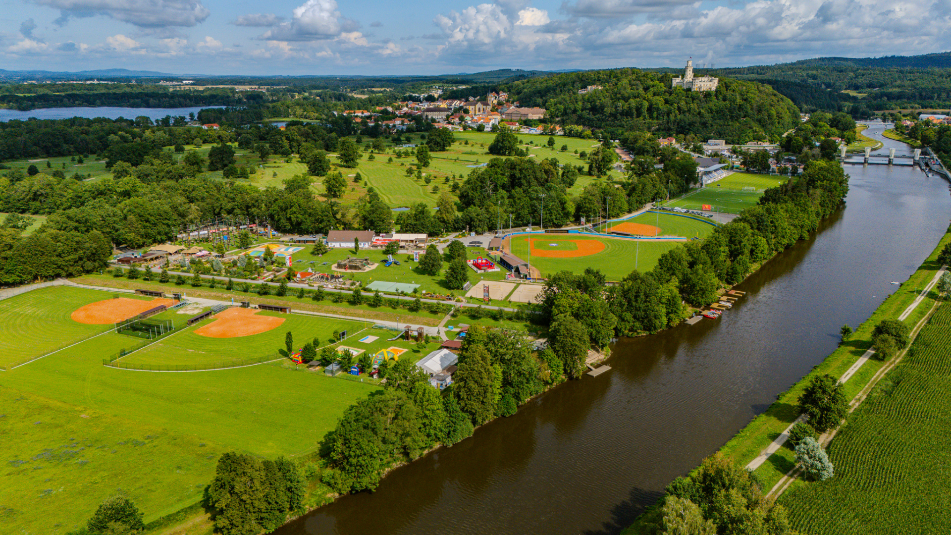 Sportovně relaxační areál Hluboká nad Vltavou foto 4