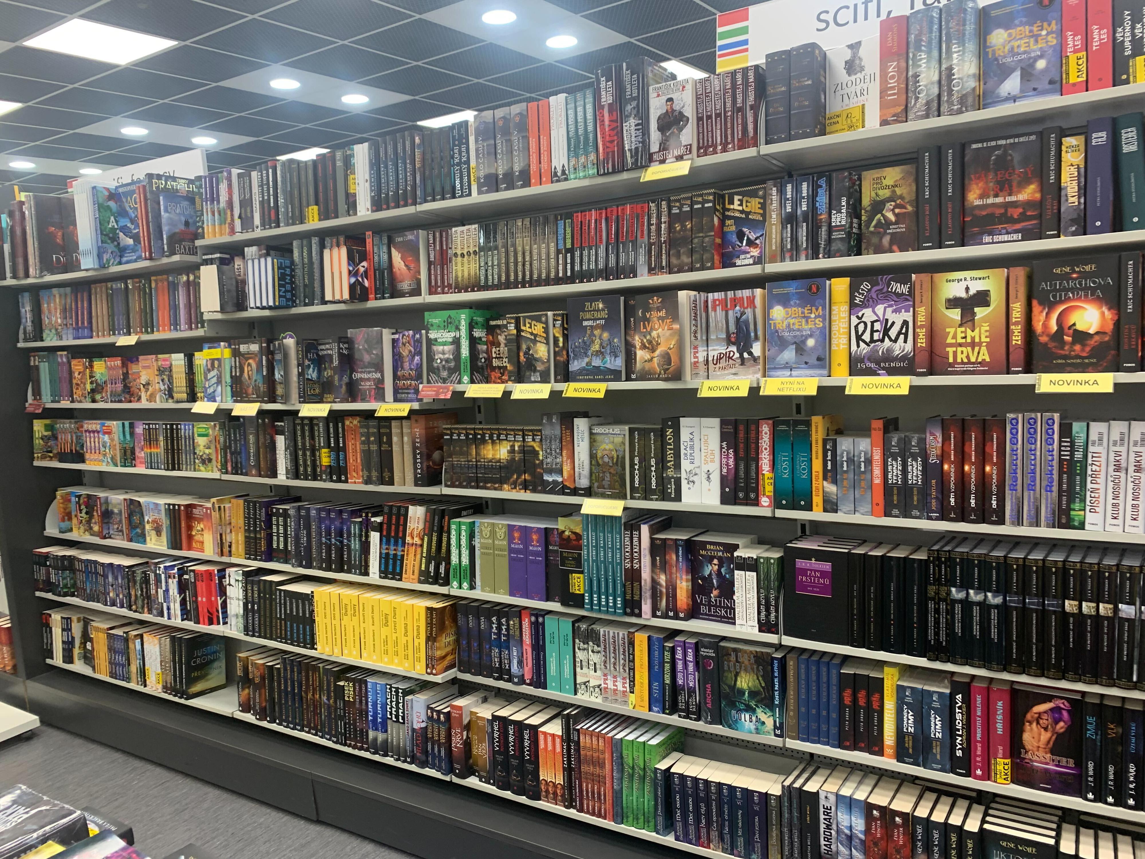 KNIHY DOBROVSKÝ foto 2