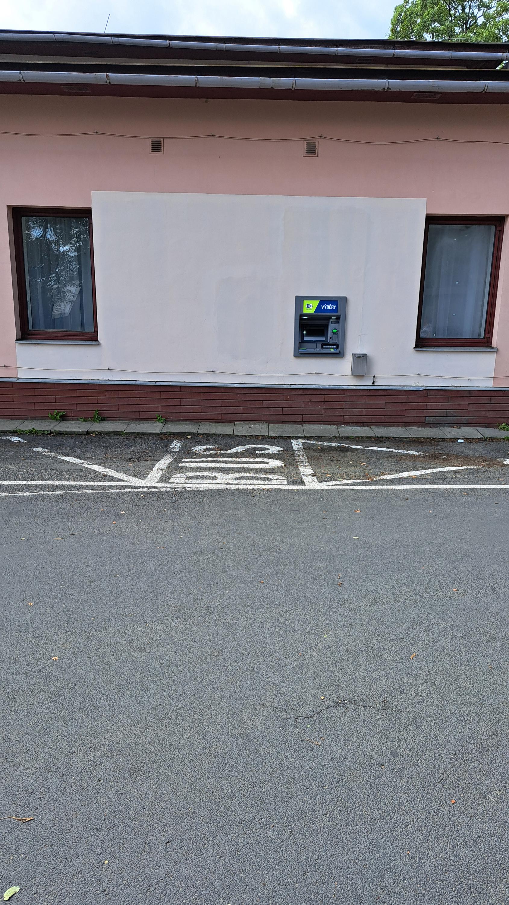 Bankomat Fio banky foto 3