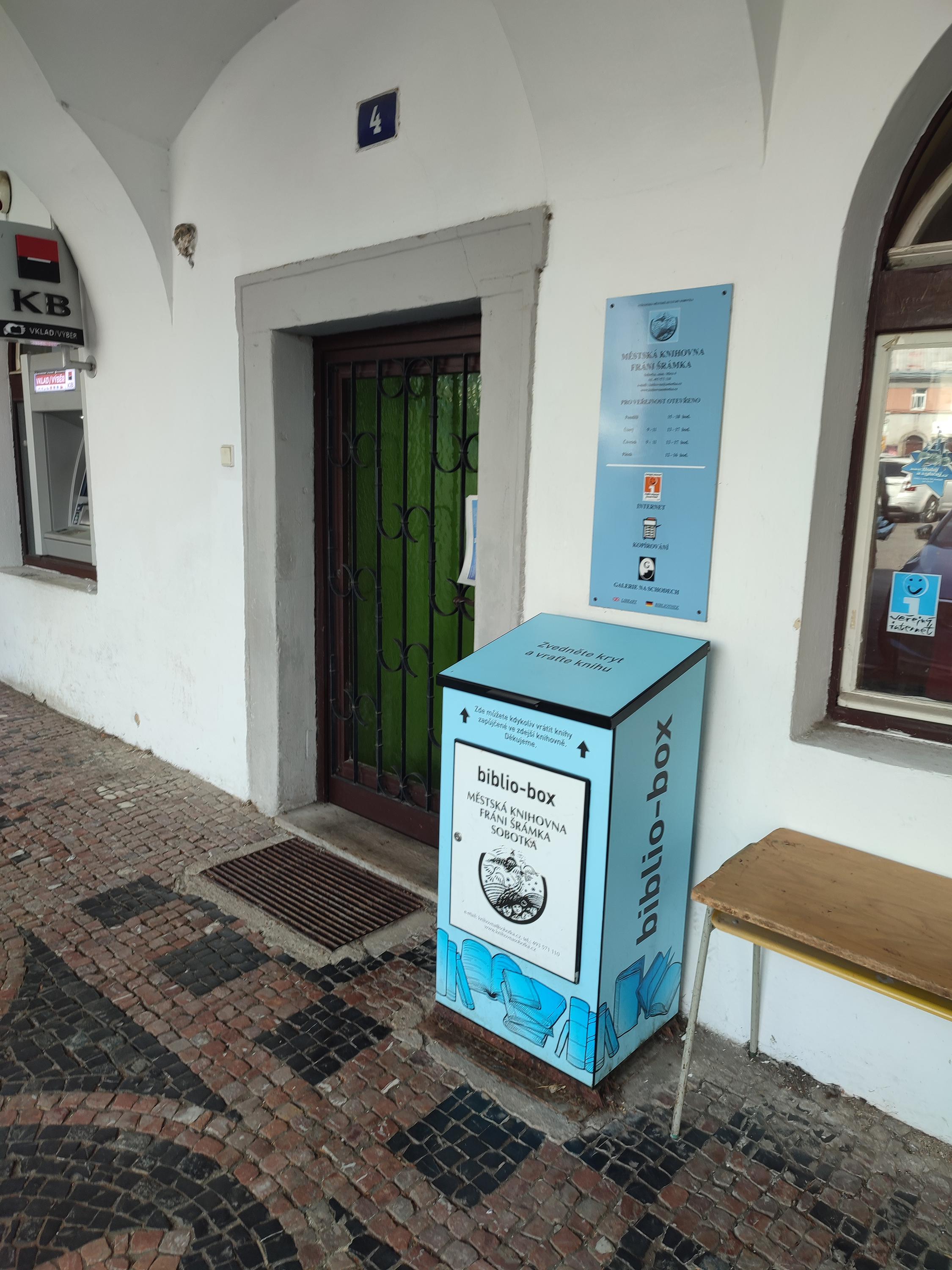 Městská knihovna Fráni Šrámka v Sobotce foto 3