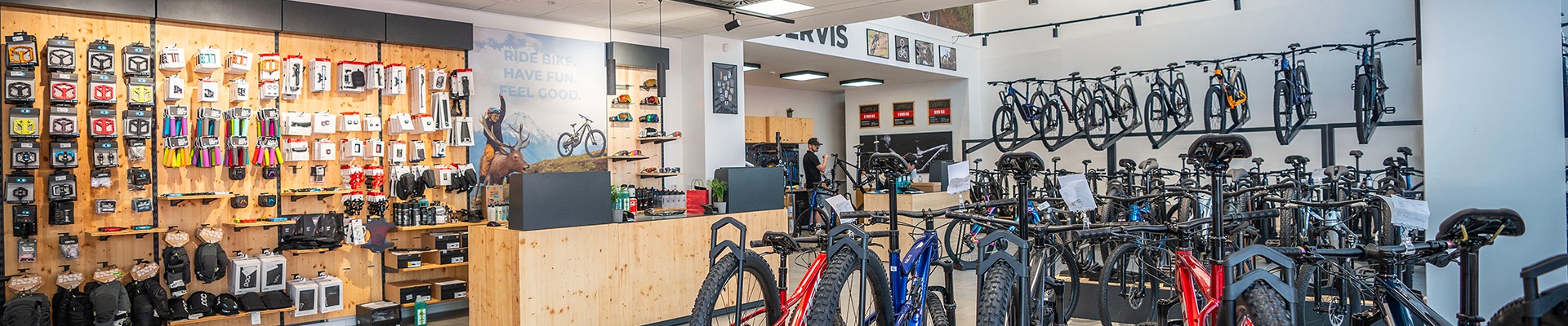 Úvodní obrázek ElementStore.cz / Trek