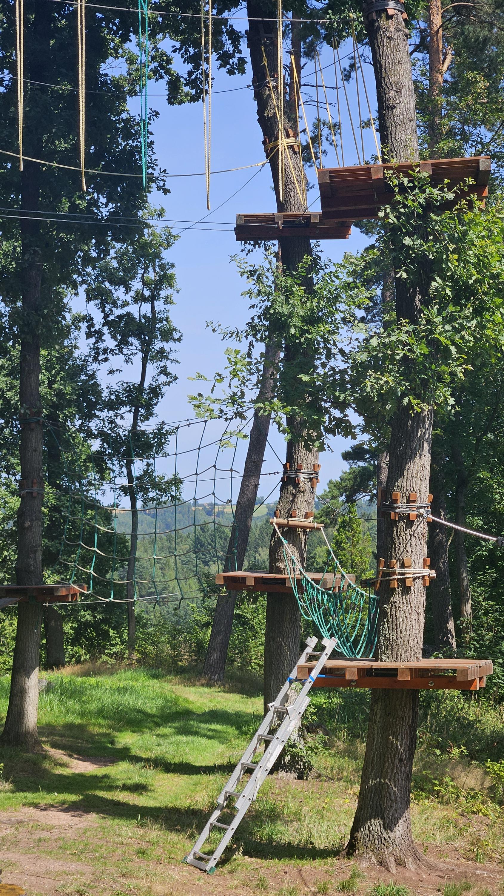 Hopstráda lanový park Náchod foto 3