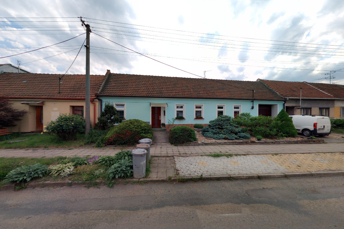 J&V komfort - prodej medu