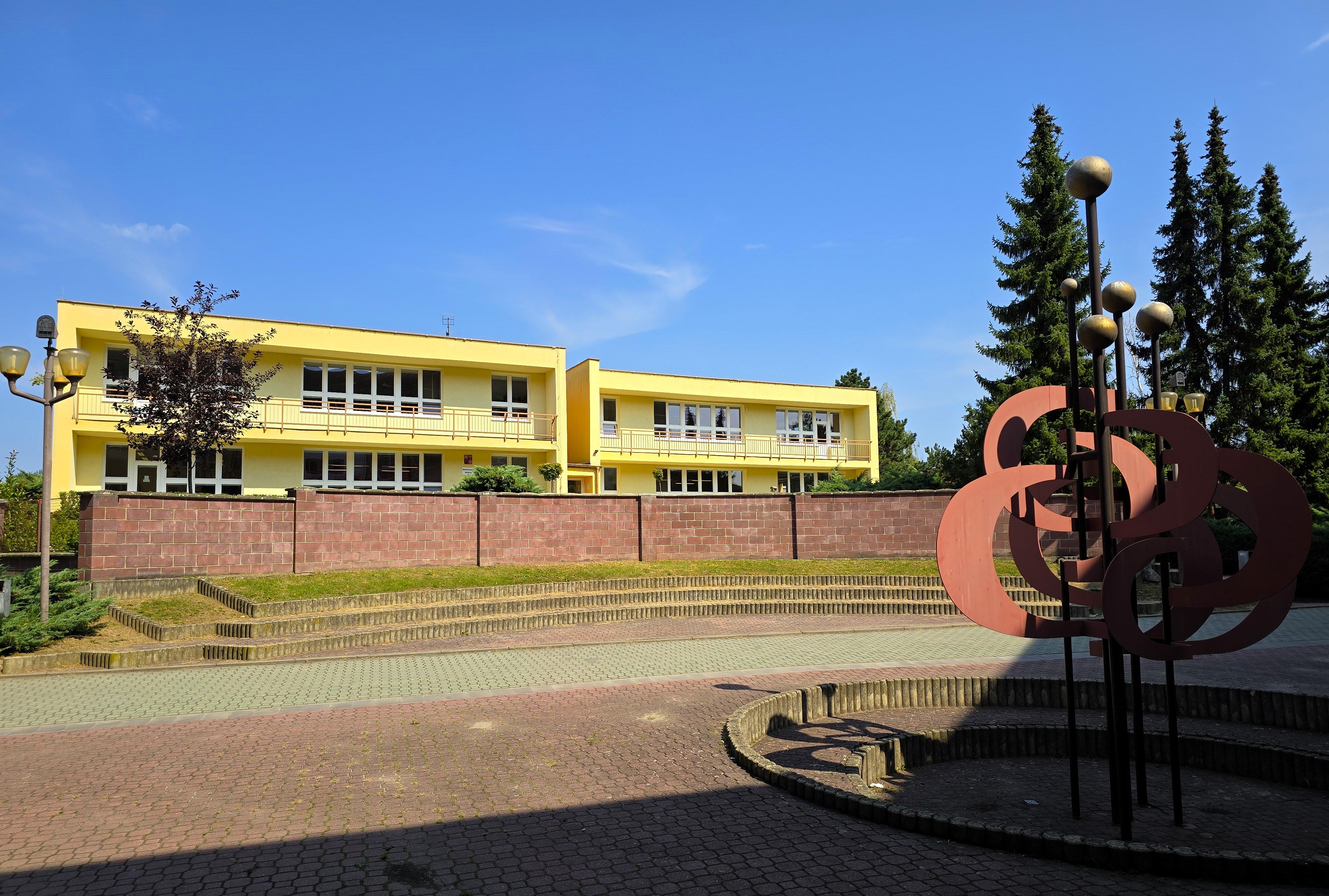 ZŠ a MŠ Kostelec na Hané foto 3