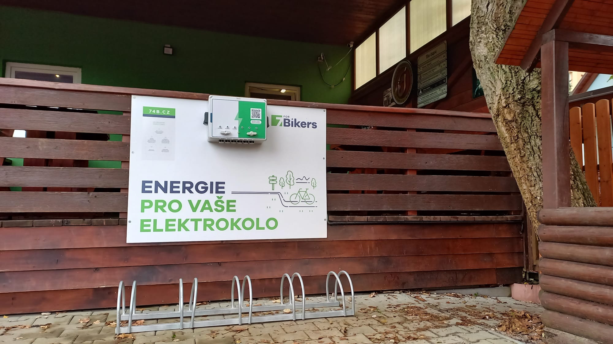 Nabíjecí stanice Restaurace U Cvičáku foto 2