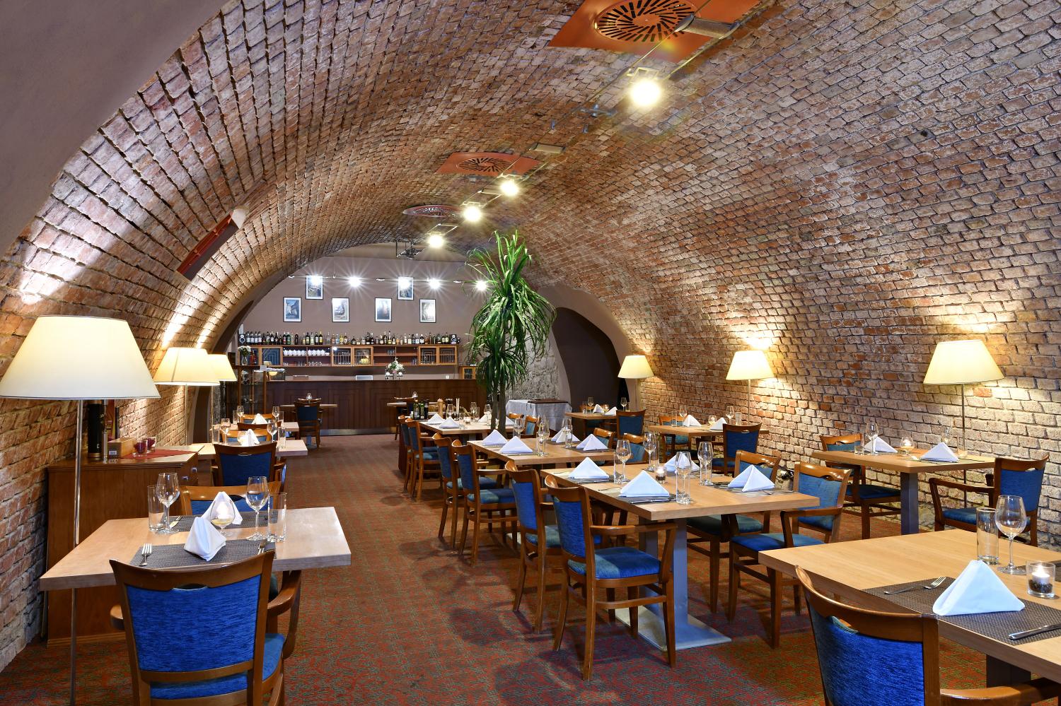 Restaurace La Cave