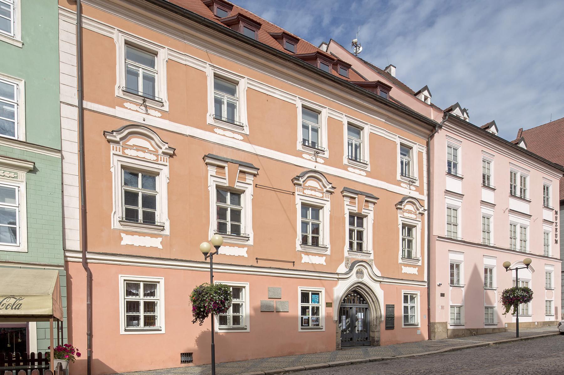 Muzeum Cheb, p. o. Karlovarského kraje foto 2