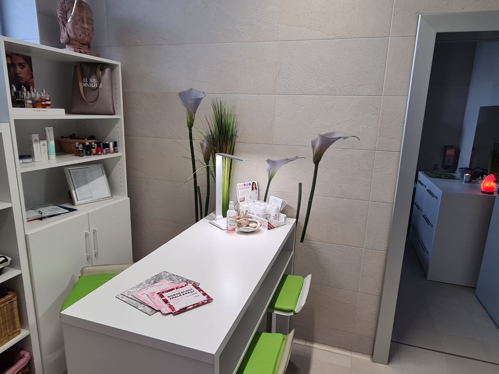 Kosmetika Holomojová foto 3