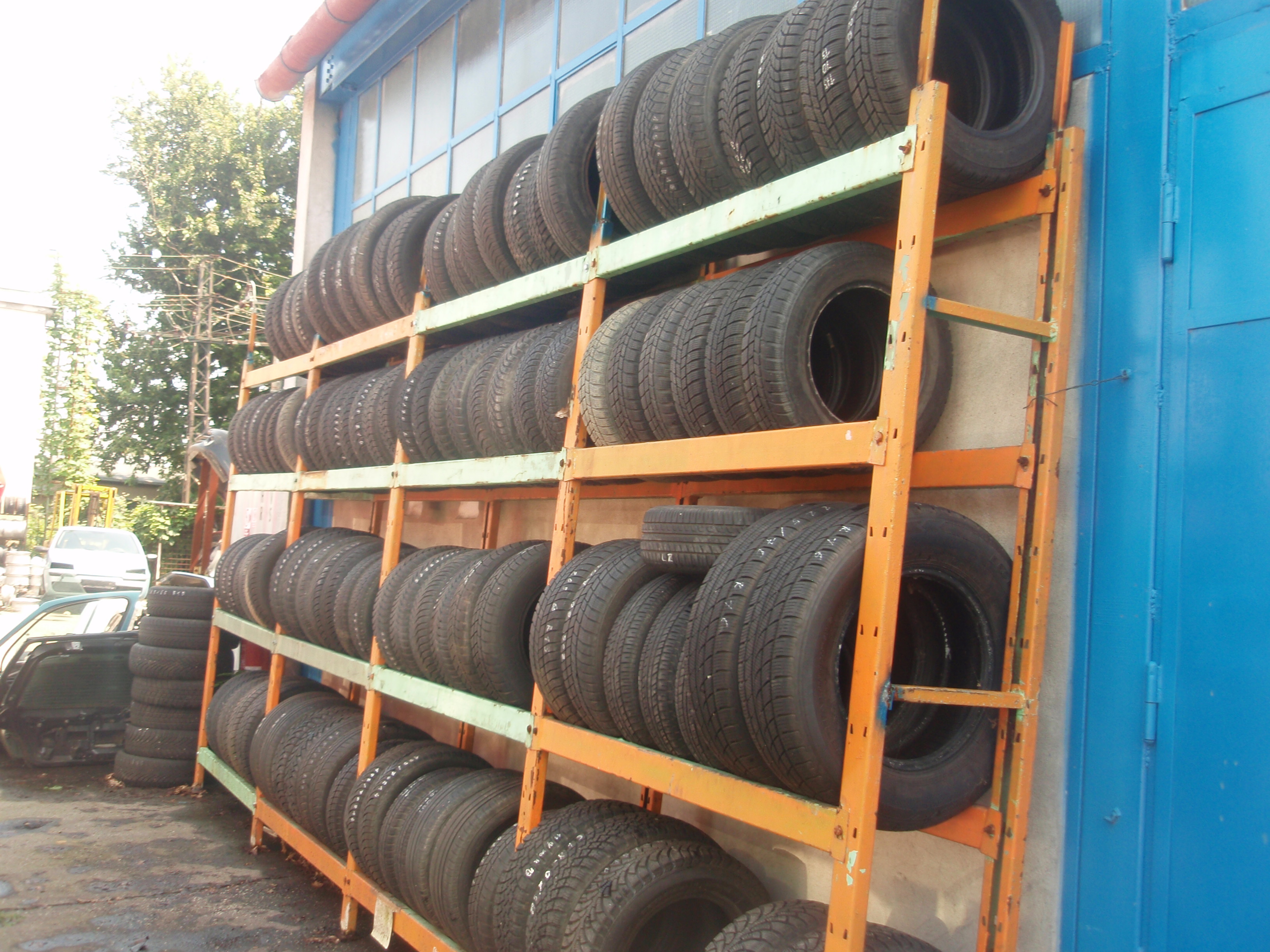 Autovrakoviště Kunovice foto 2