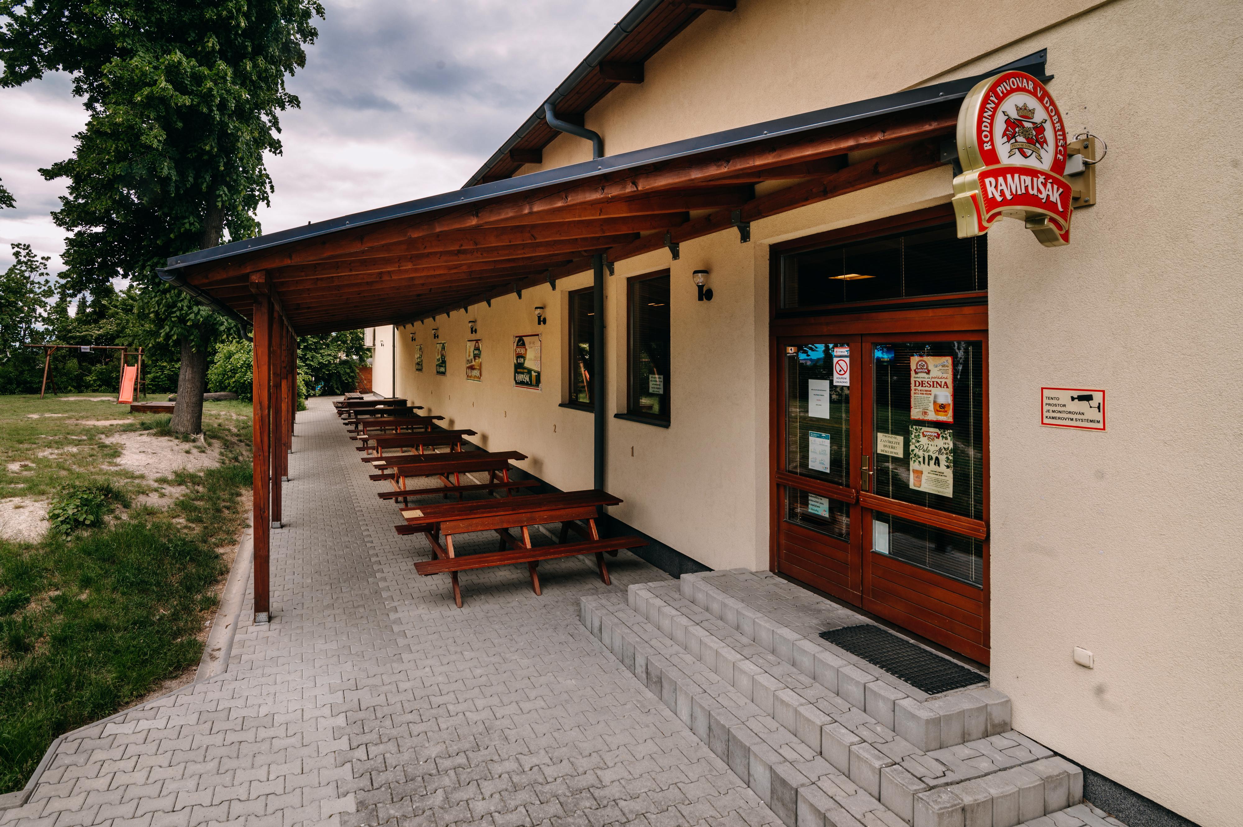 Pivovarská hospůdka s bowlingem Rampušák foto 3