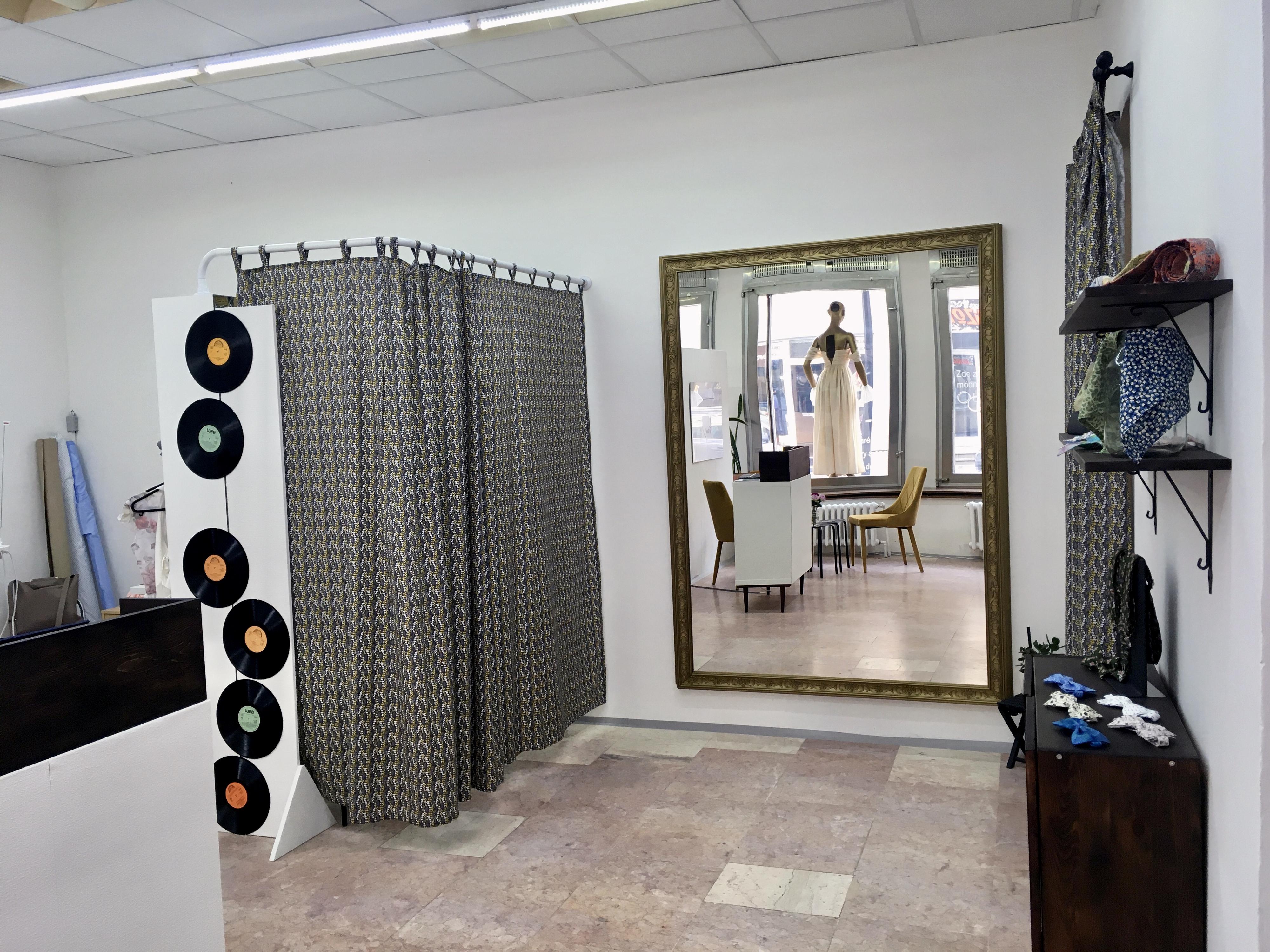 Krejčovský ateliér Karolina Vanc foto 4