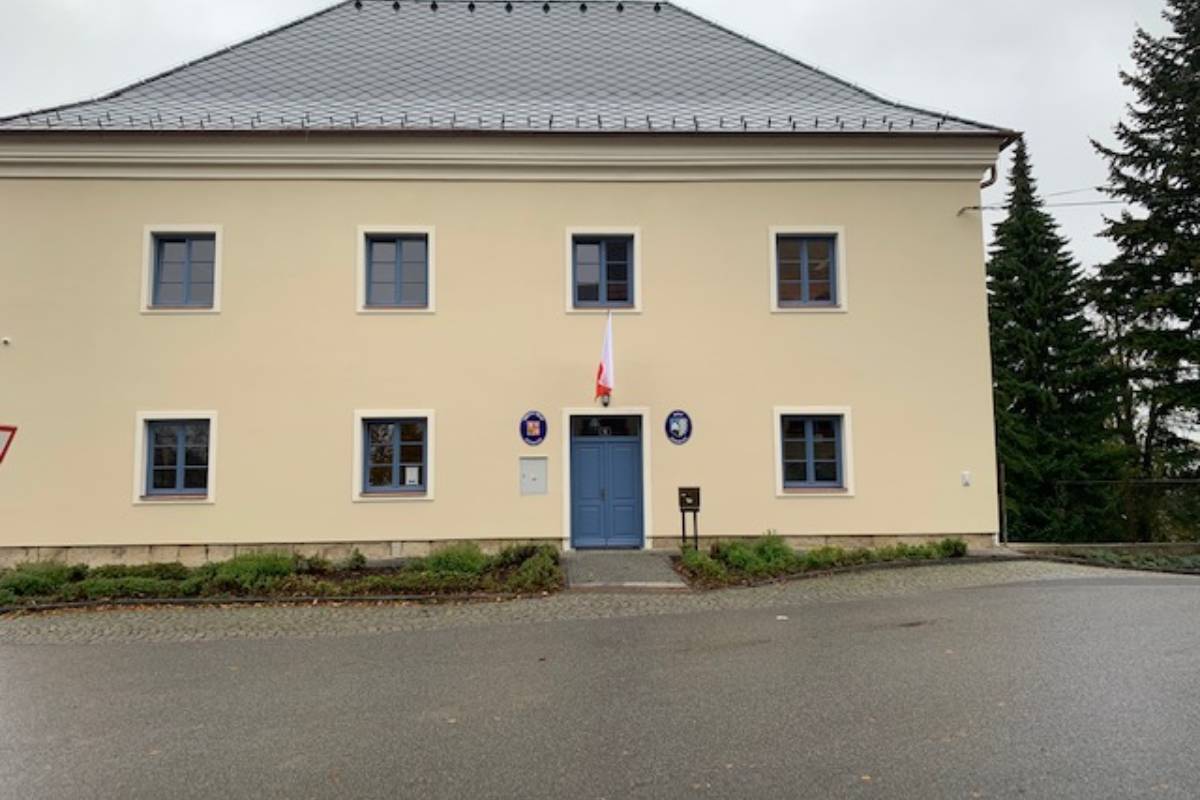 Jenišovice - obecní úřad