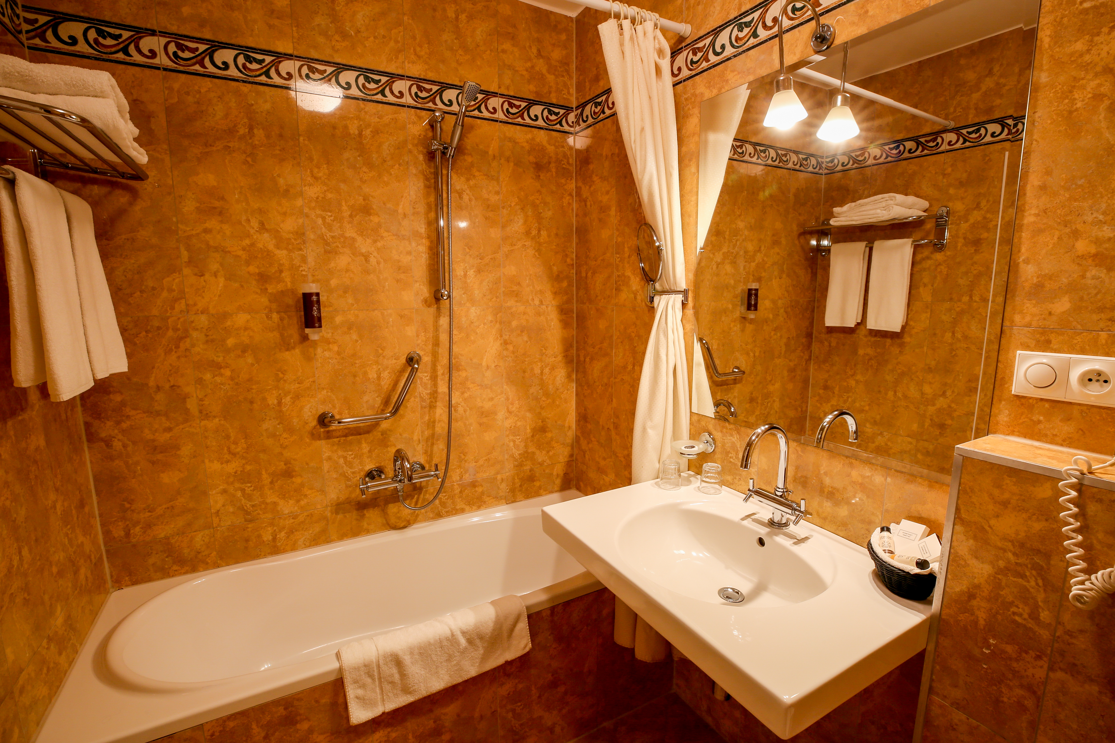 LH Hotel Dvořák **** Tábor foto 6