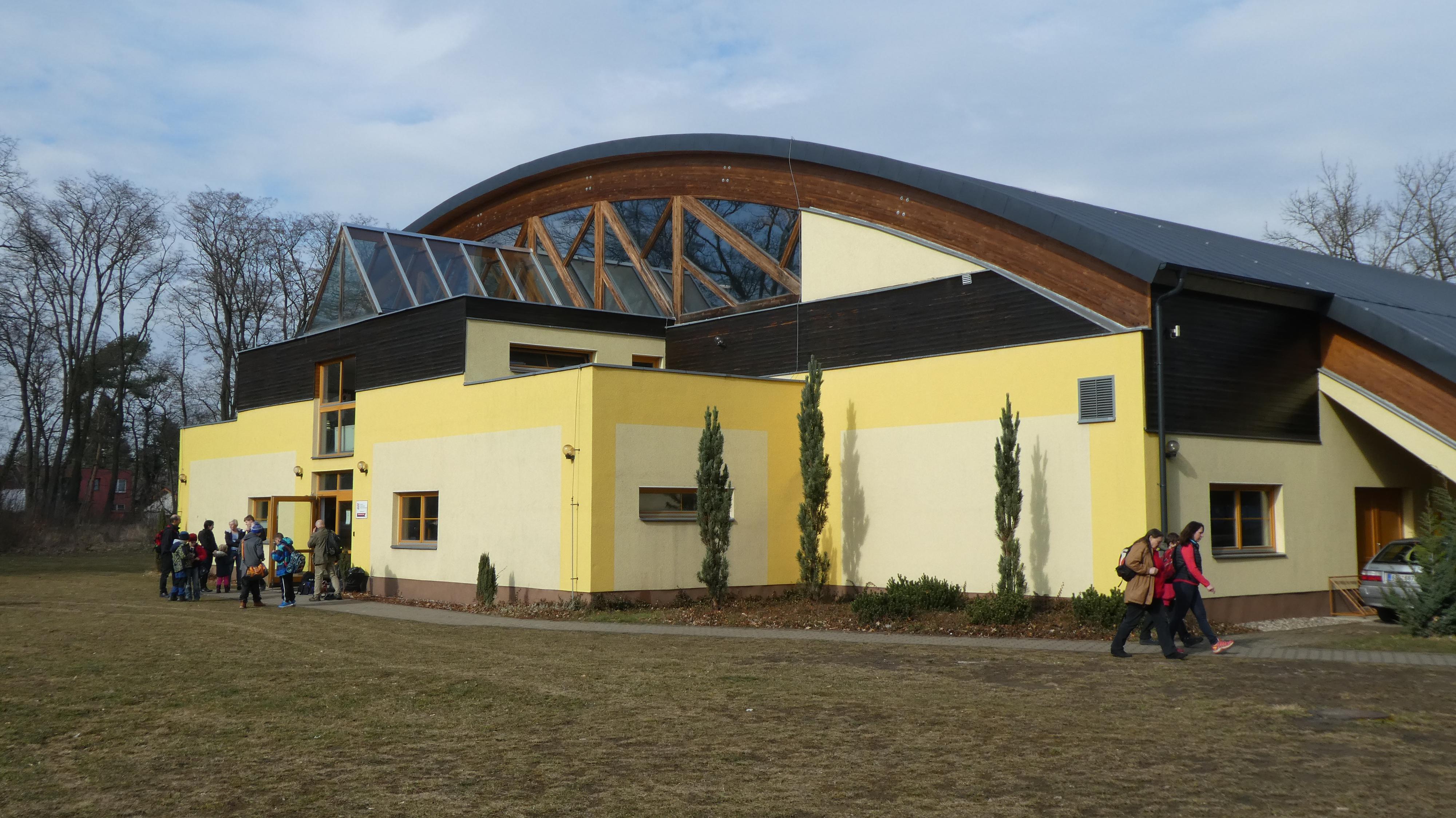 Gymnázium Neratovice foto 2