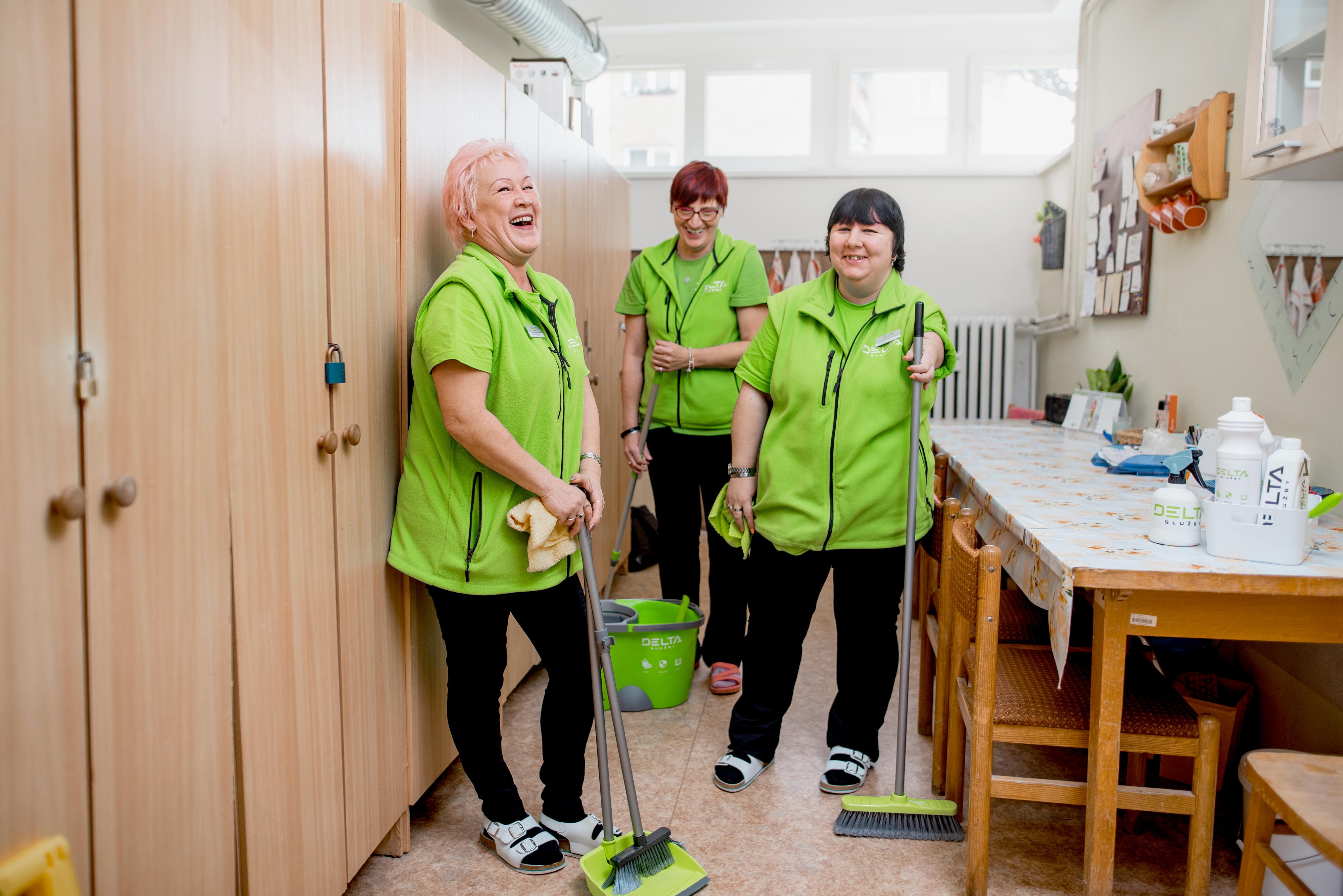 DELTA služby - úklidové služby foto 3