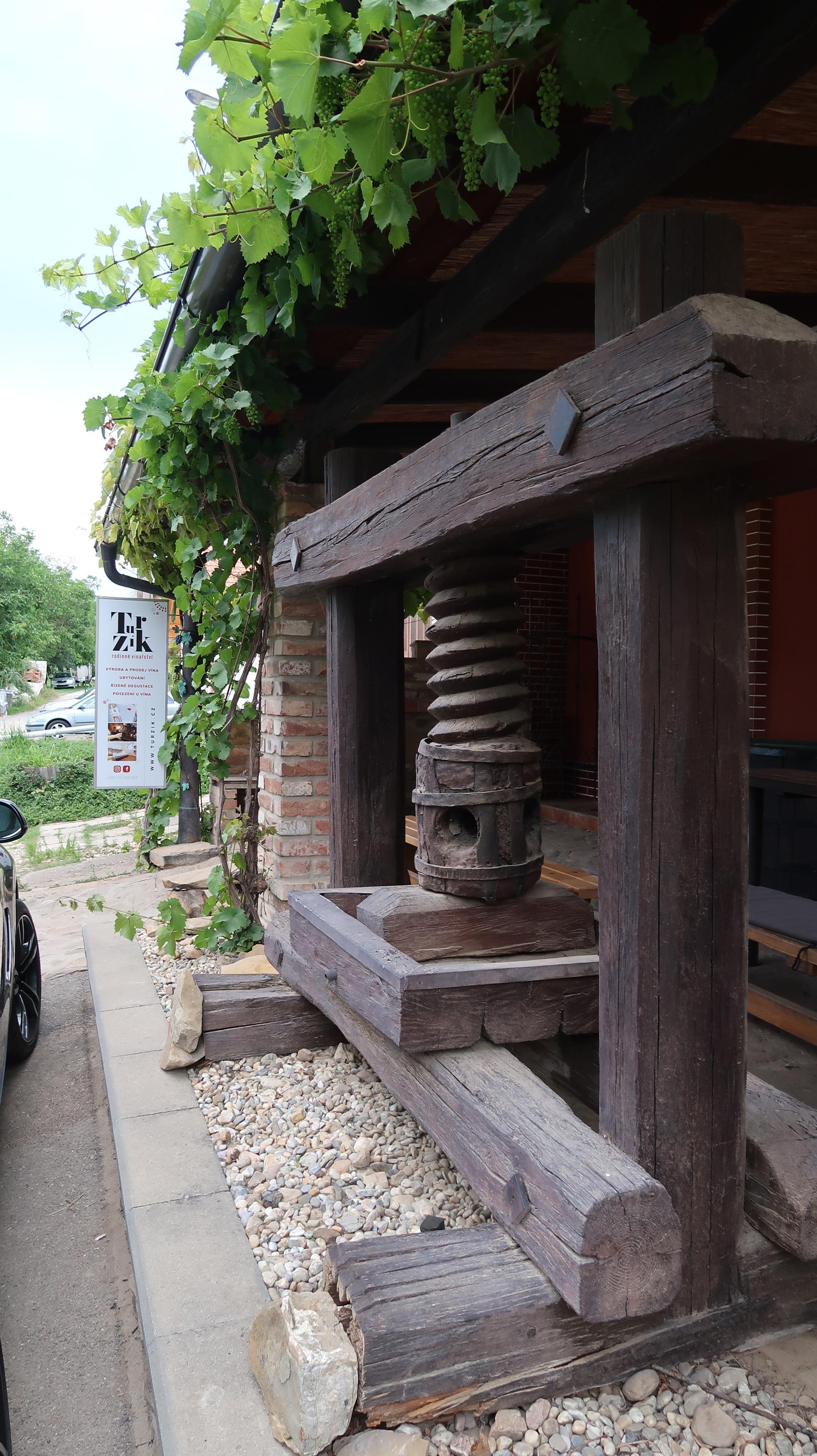 Rodinné vinařství Turzík foto 5