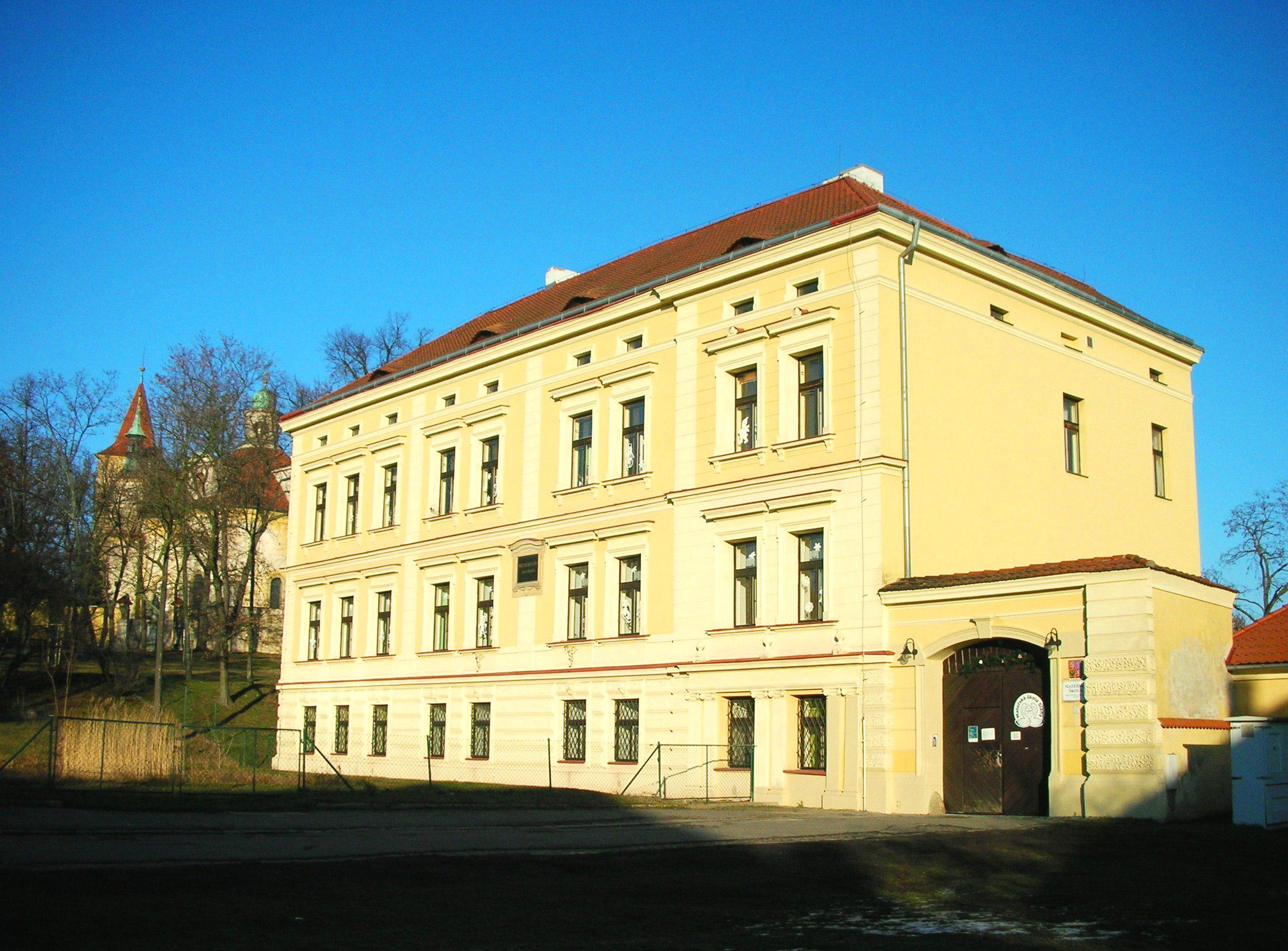 MŠ U Labutí, Slaný foto 4