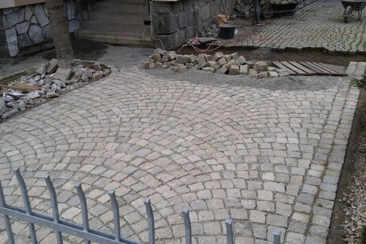 Dlaždičské práce Jakub Jasanský