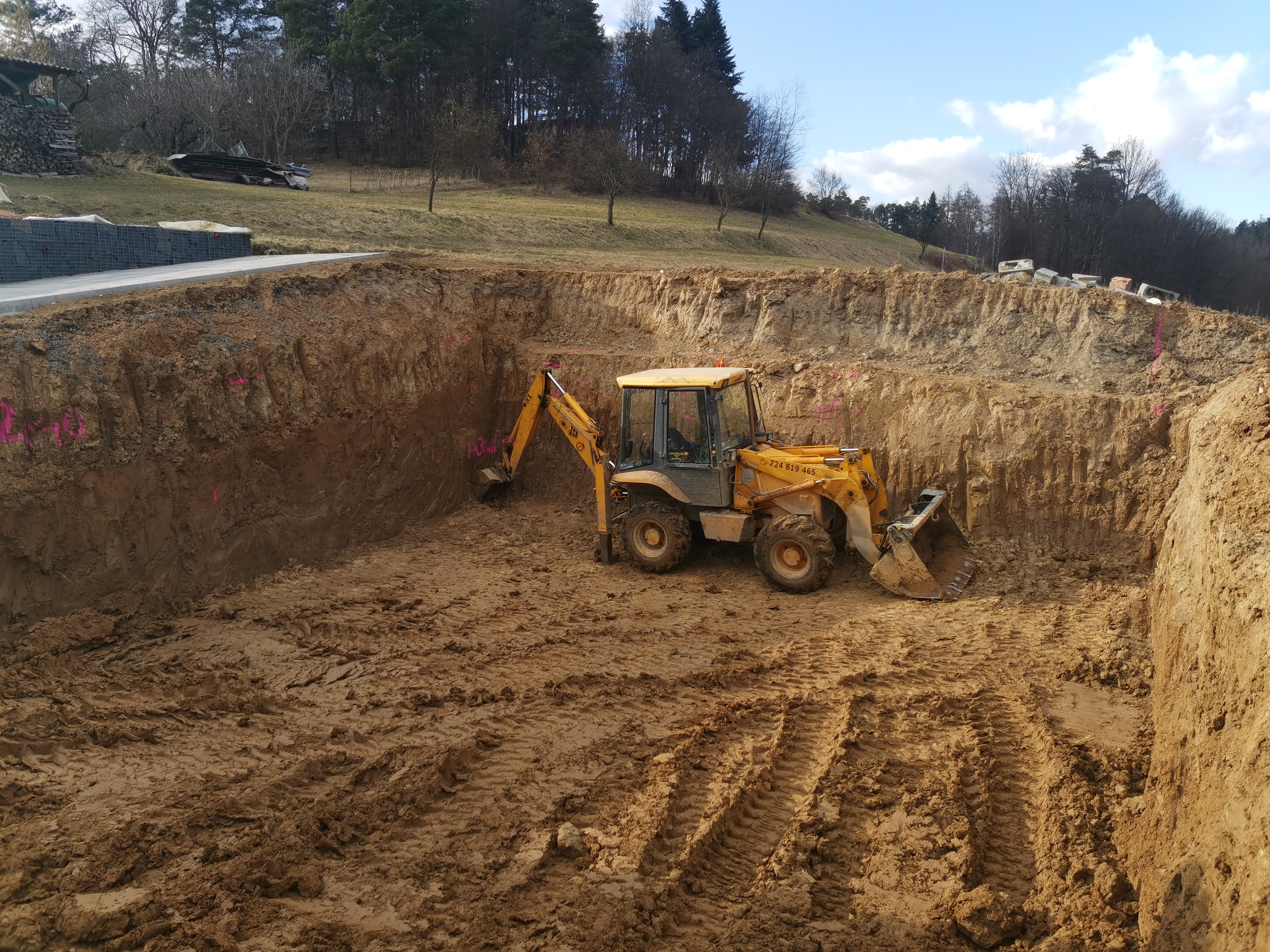 Petr Továrek - Zemní a výkopové práce foto 2