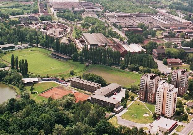 SŠ Bohumín - tenisové kurty foto 2