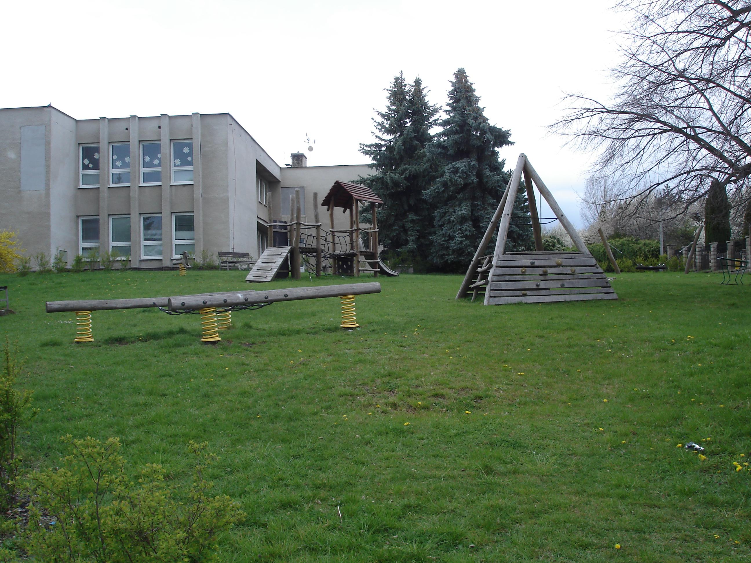 ZŠ a MŠ Radonice foto 3