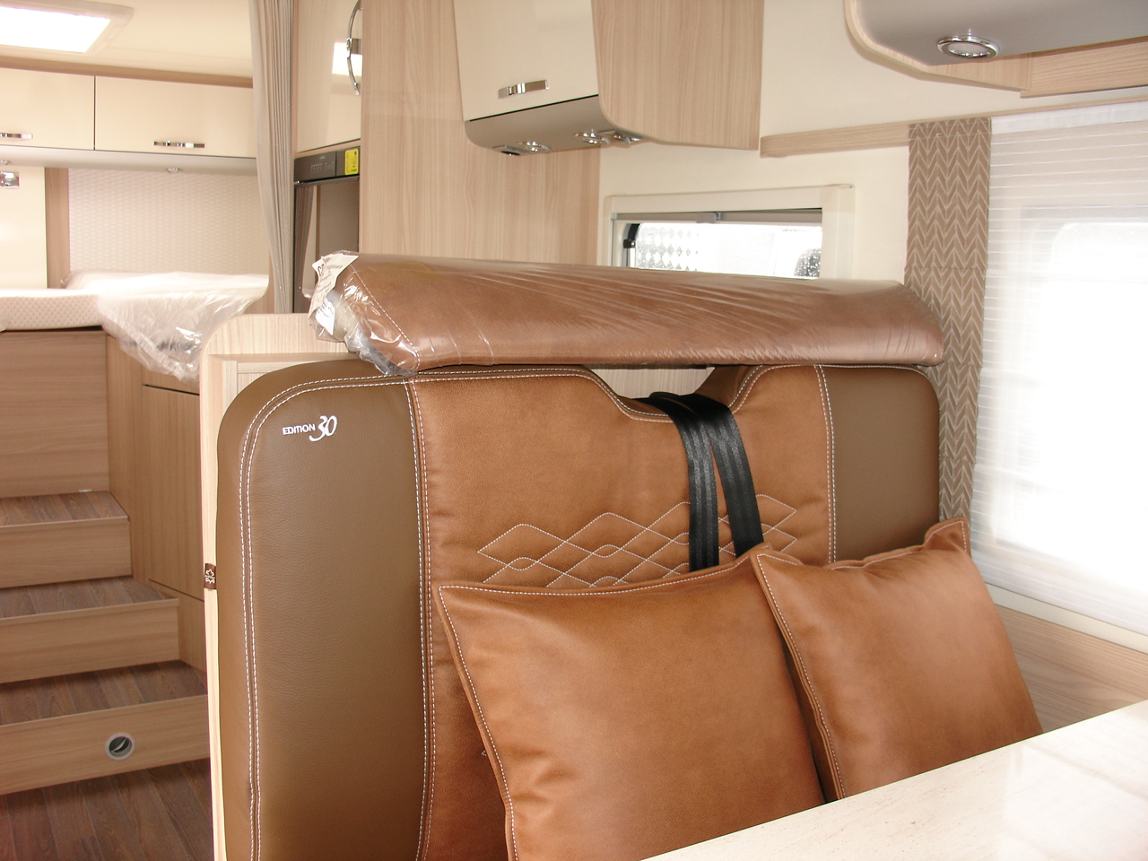 Půjčovna obytných vozů MB foto 4