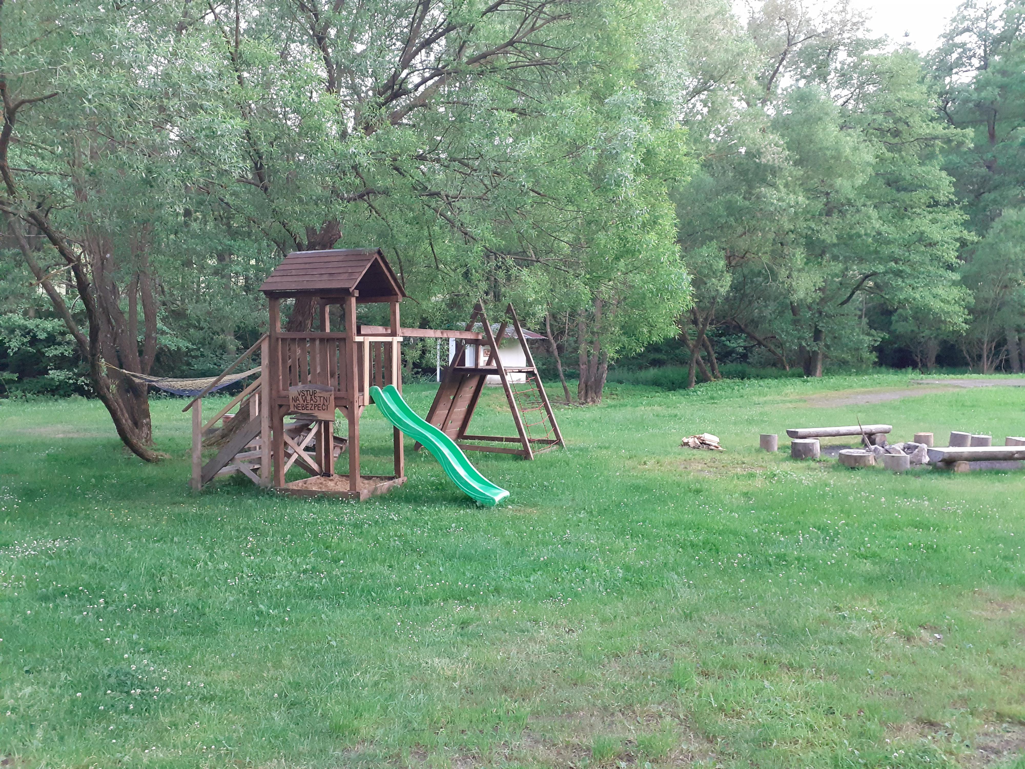 Přírodní koupaliště Křivce foto 2