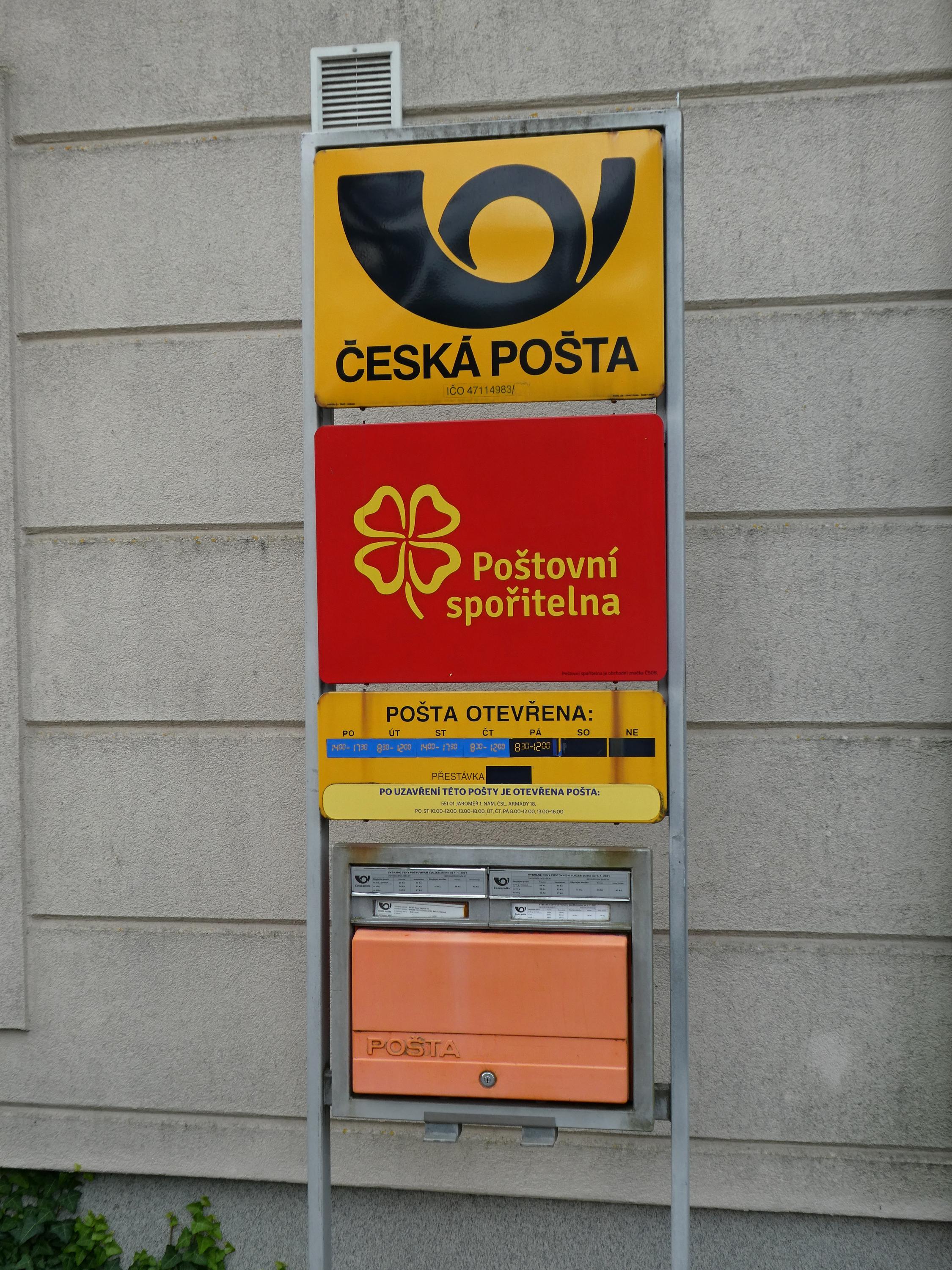 Velichovky - obecní úřad foto 6