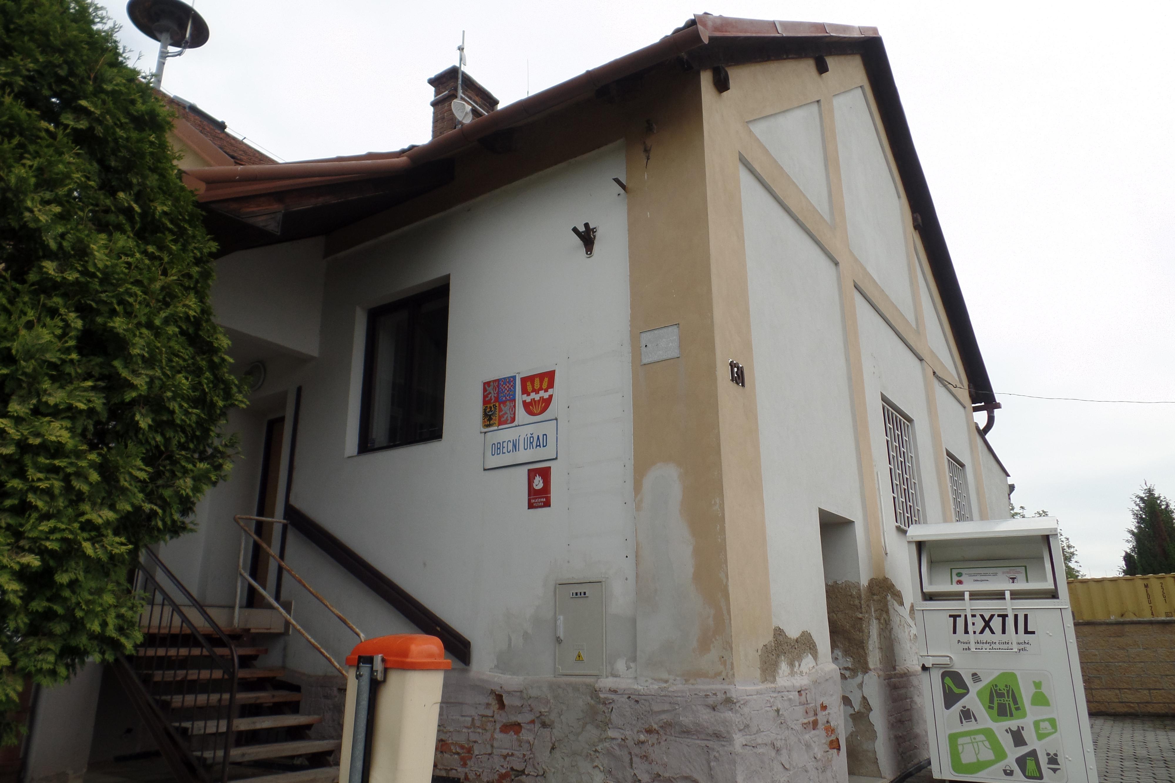 Místní knihovna Měrovice nad Hanou