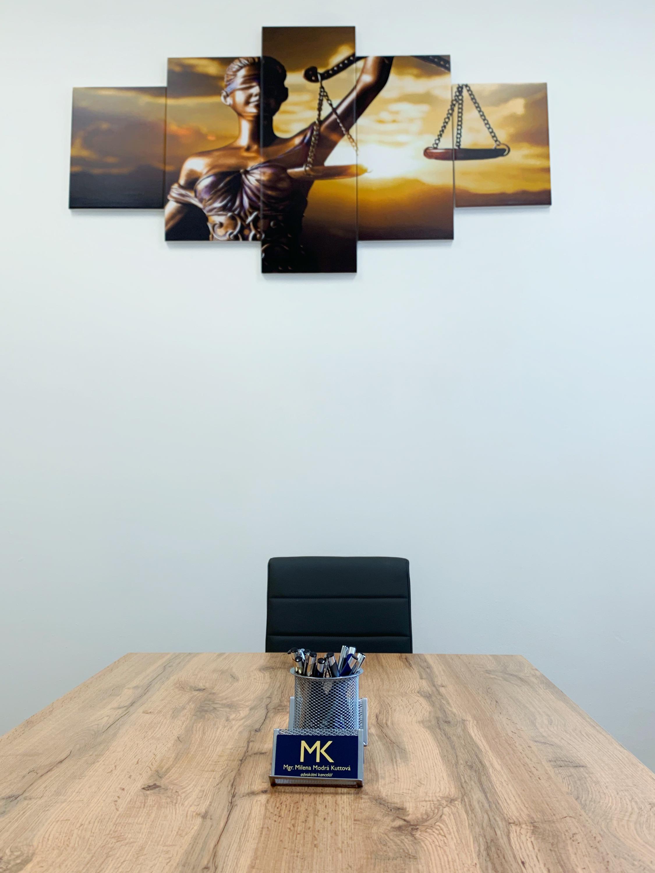 Mgr. Milena Modrá Kuttová, LL. M., advokátka foto 6
