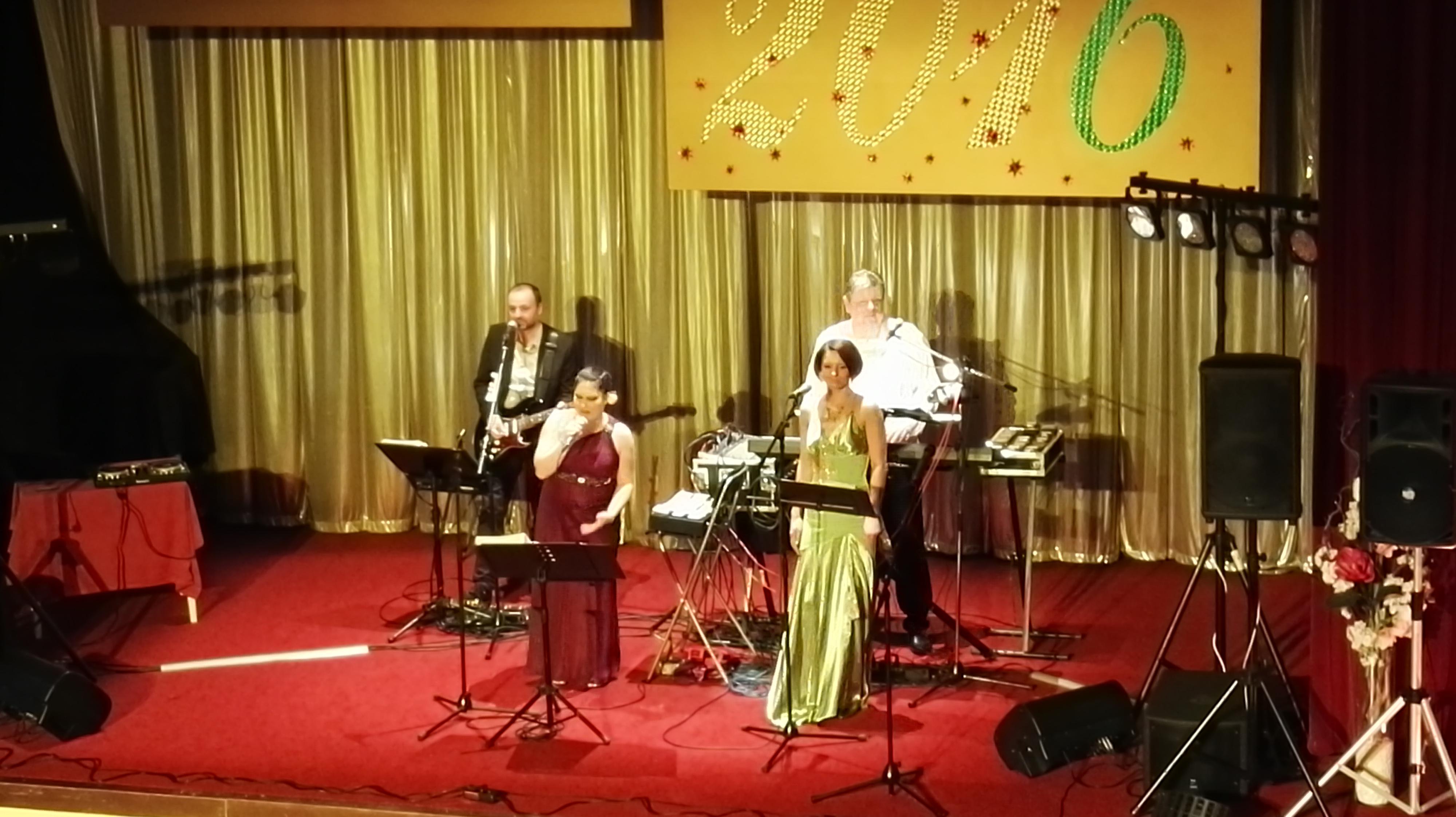 Hudební skupina Fragment Band foto 3