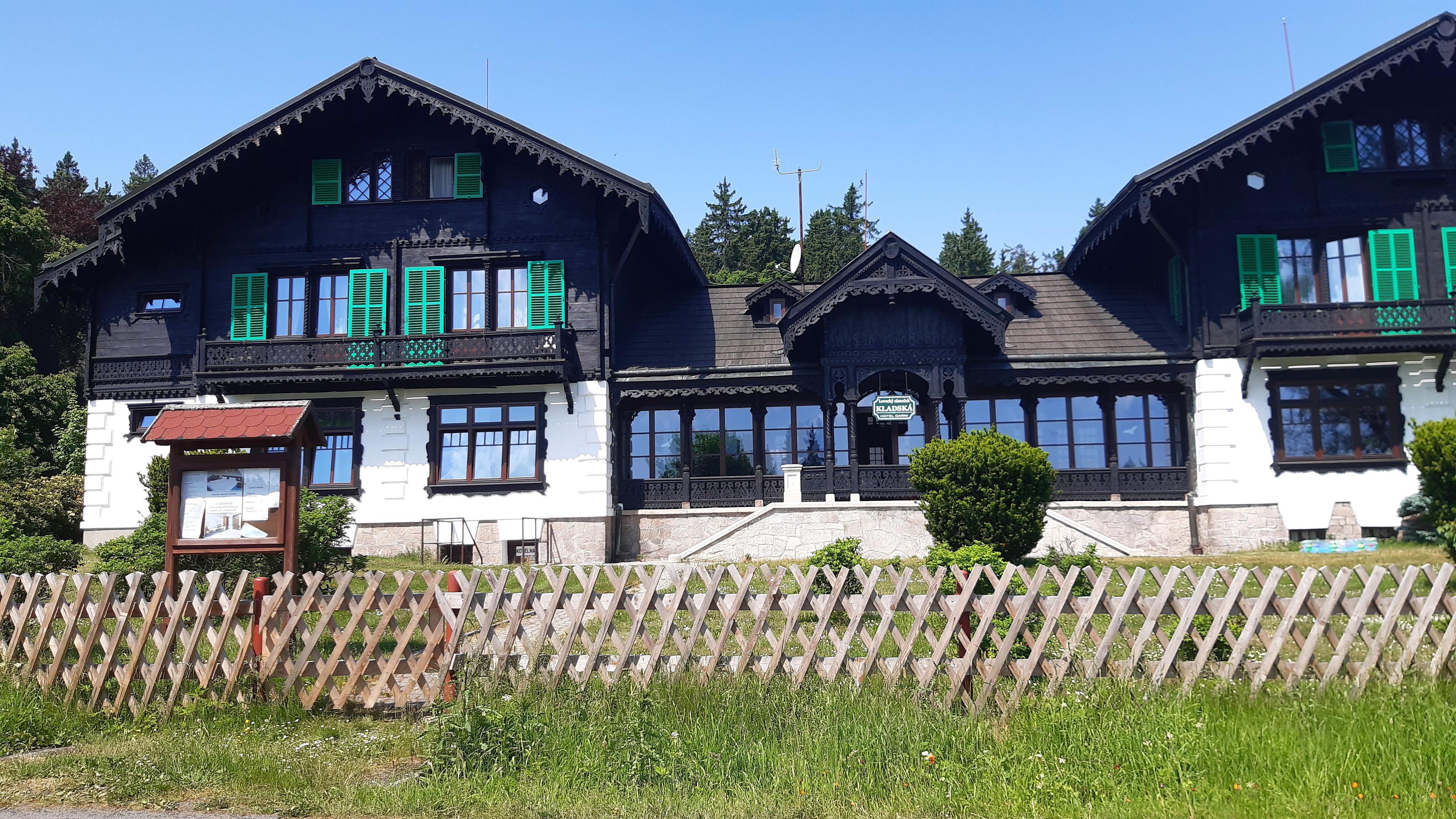 Lovecký zámeček Kladská - Hotel Garni foto 6