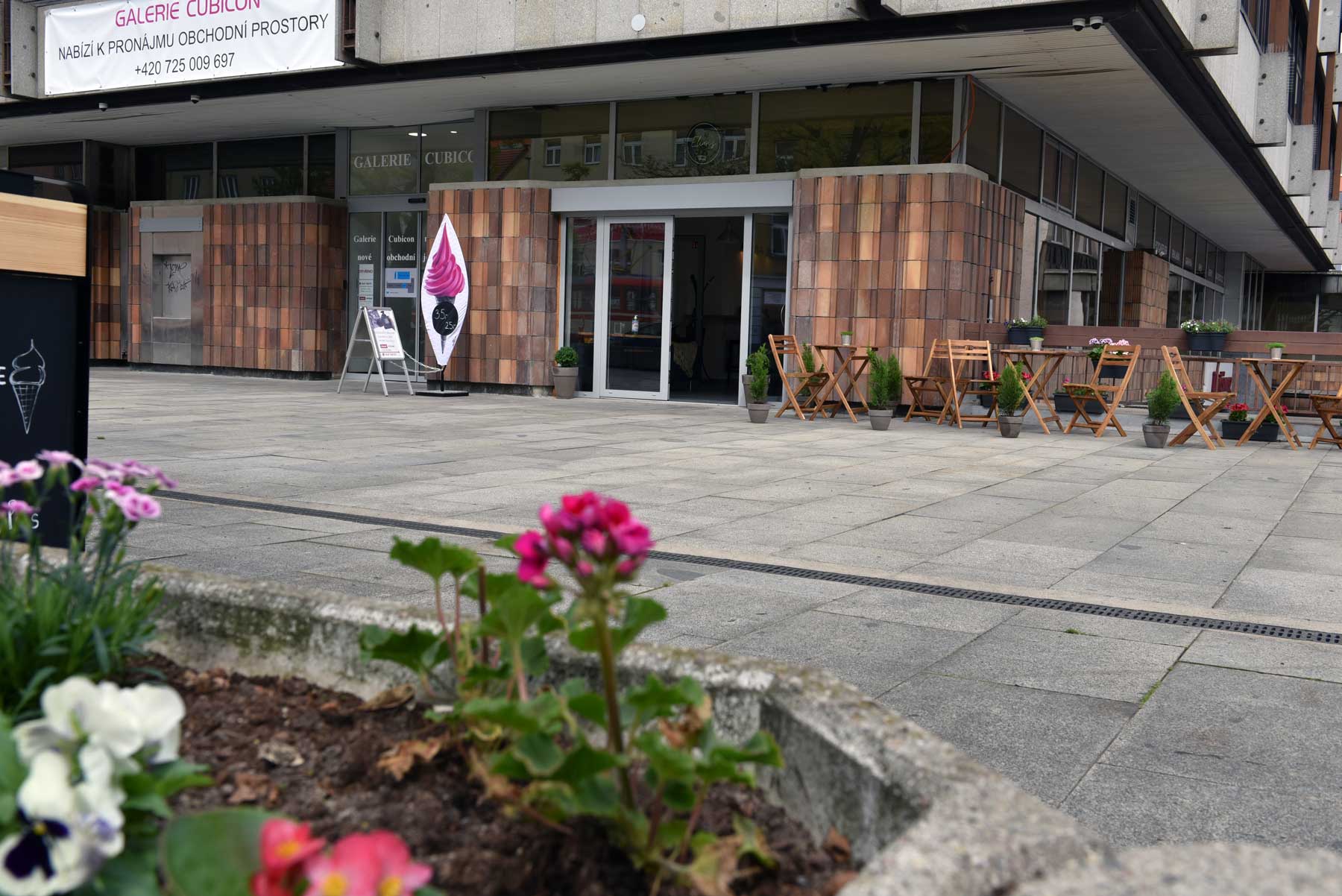 FAST SHOTS | fotoateliér | fotograf | vizážistka | kurzy focení foto 6