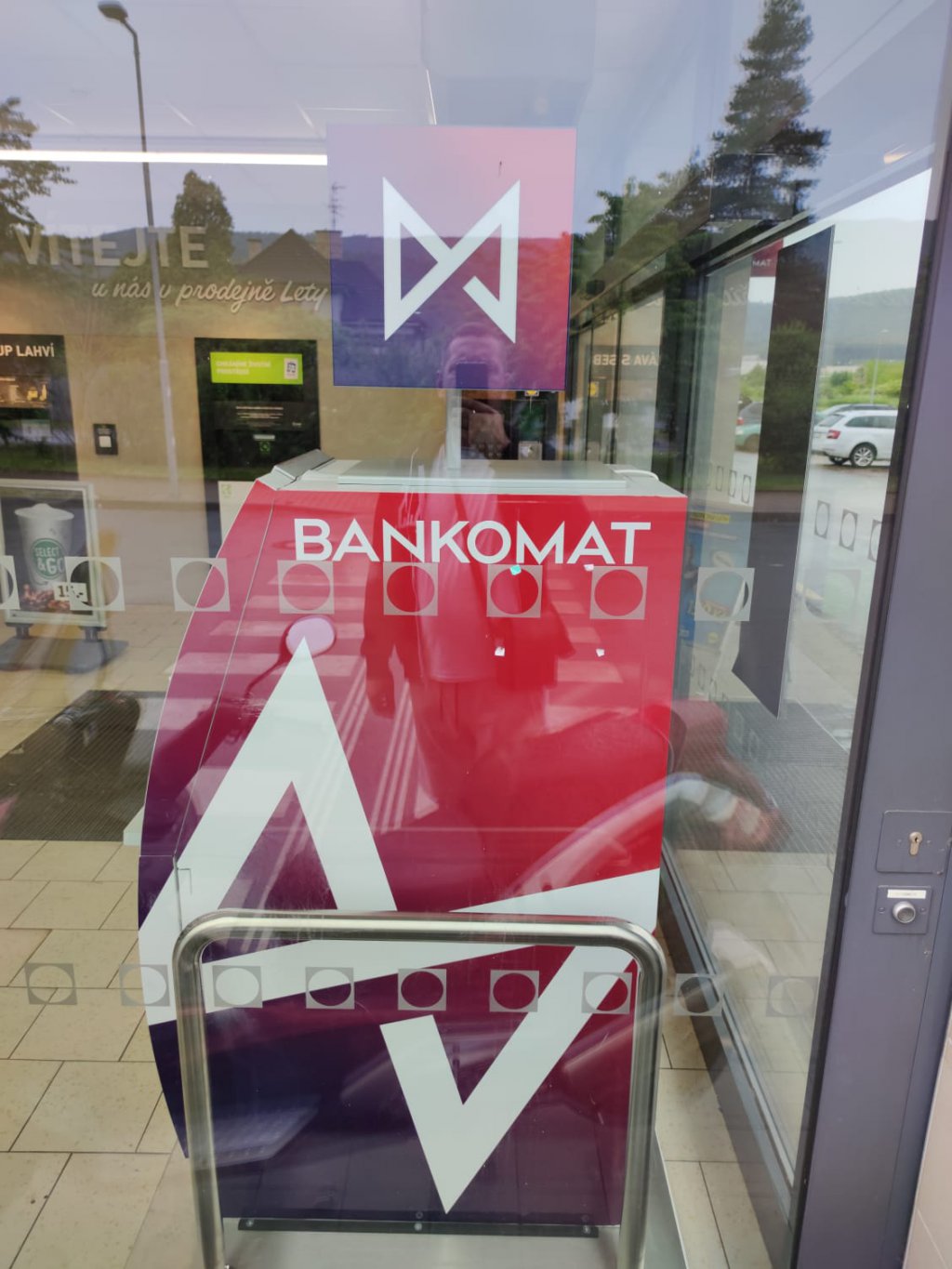Bankomat MONETA Money Bank foto 1