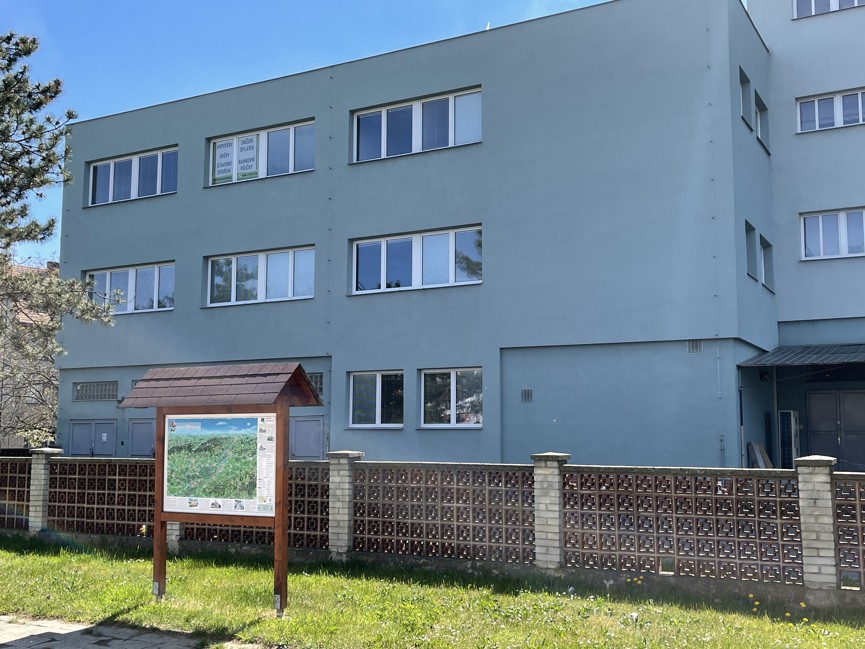 Igor Kahánek, Úvěrové Centrum foto 3