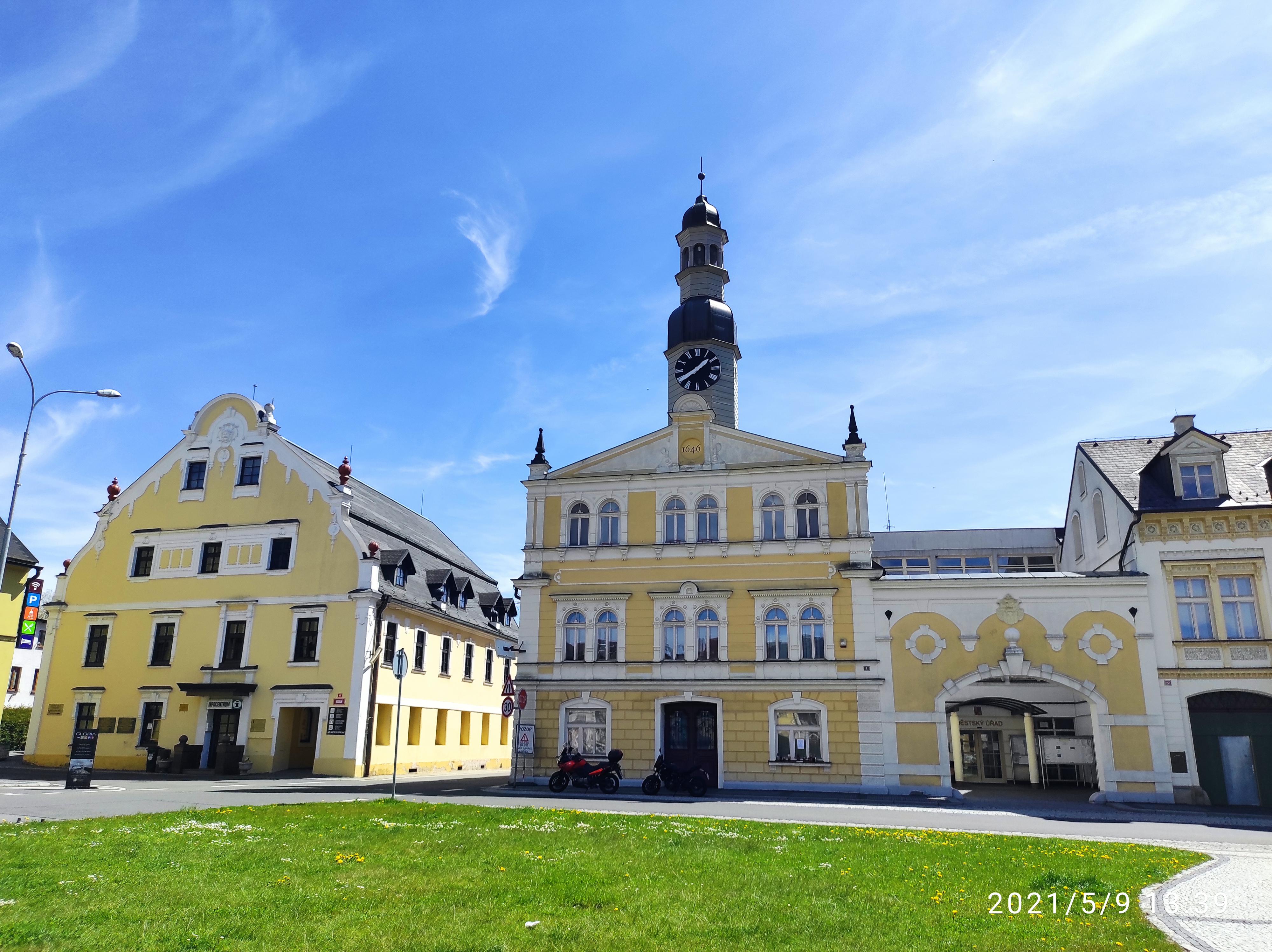 Chrastava - městský úřad foto 3