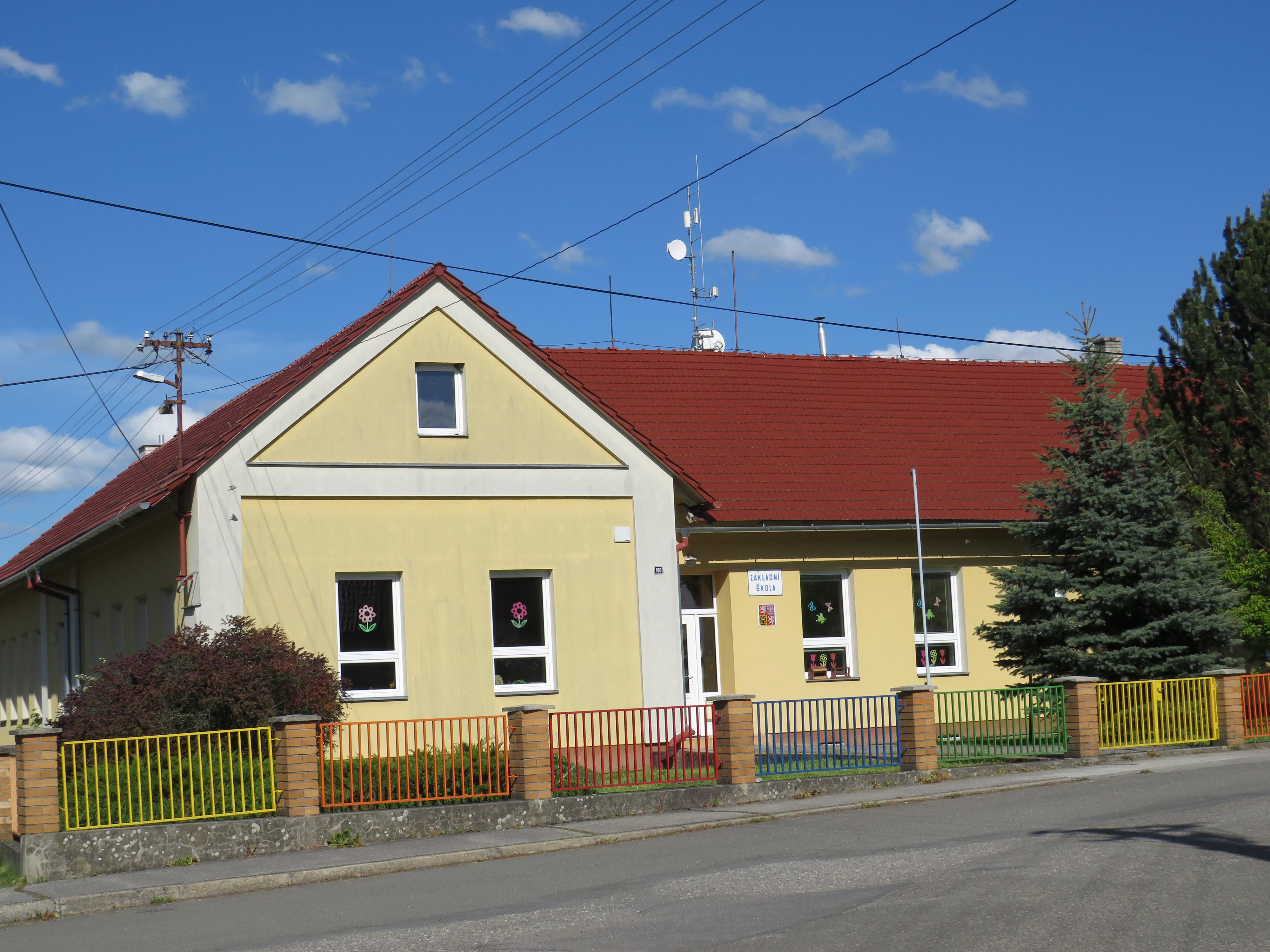 ZŠ a MŠ Rokytnice foto 2