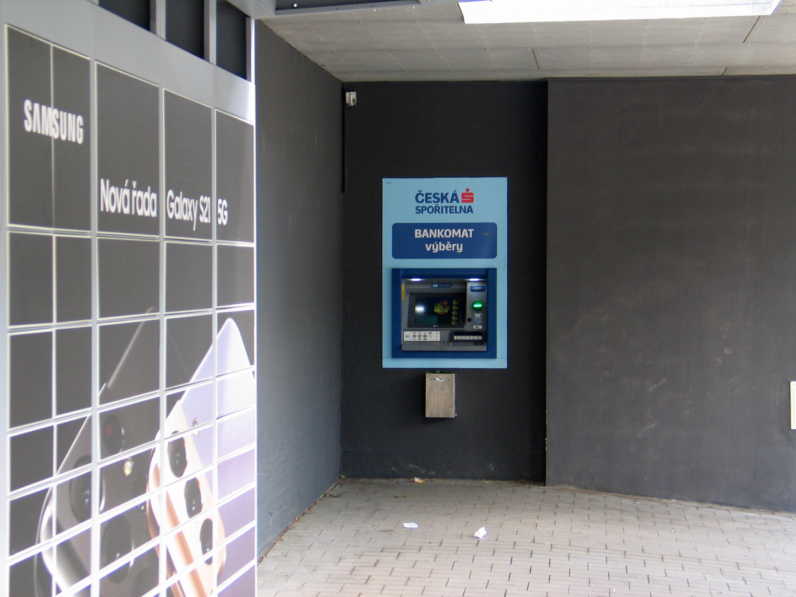 Bankomat České spořitelny foto 2