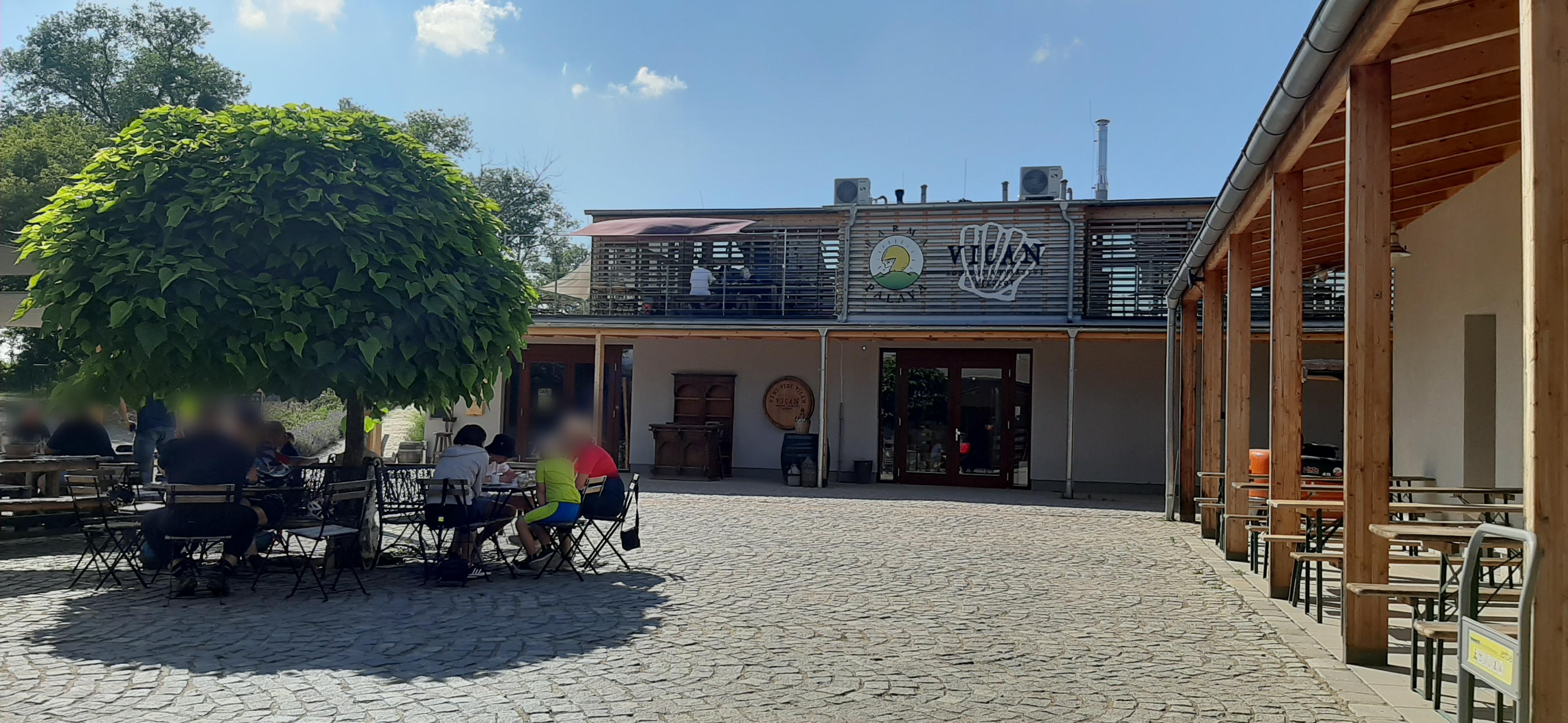 Rodinné vinařství VICAN foto 5