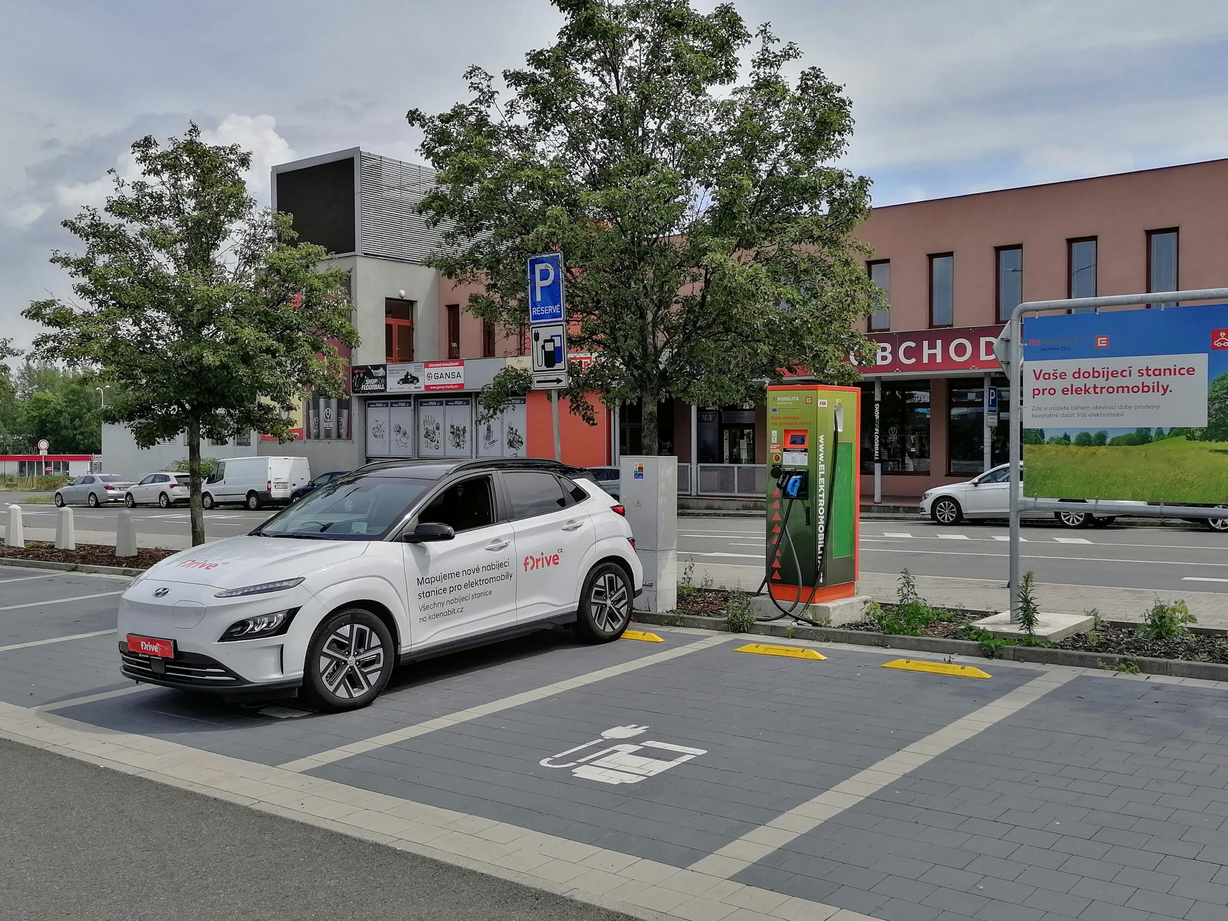 Nabíjecí stanice ČEZ