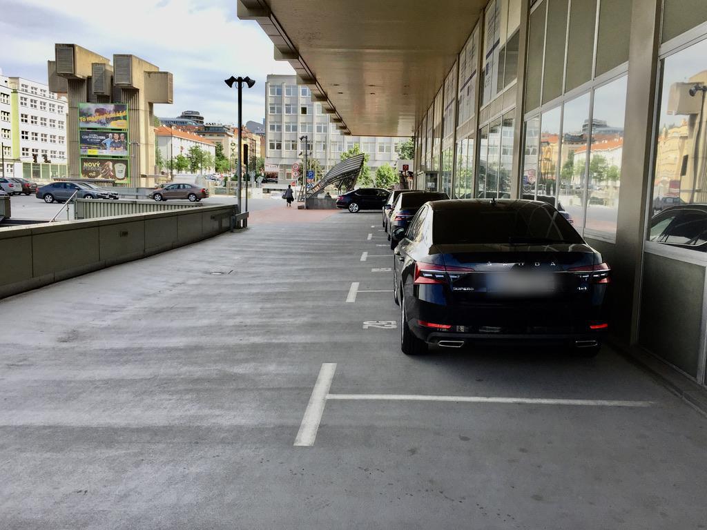 Jídelna - Zařízení služeb pro Ministerstvo vnitra foto 3