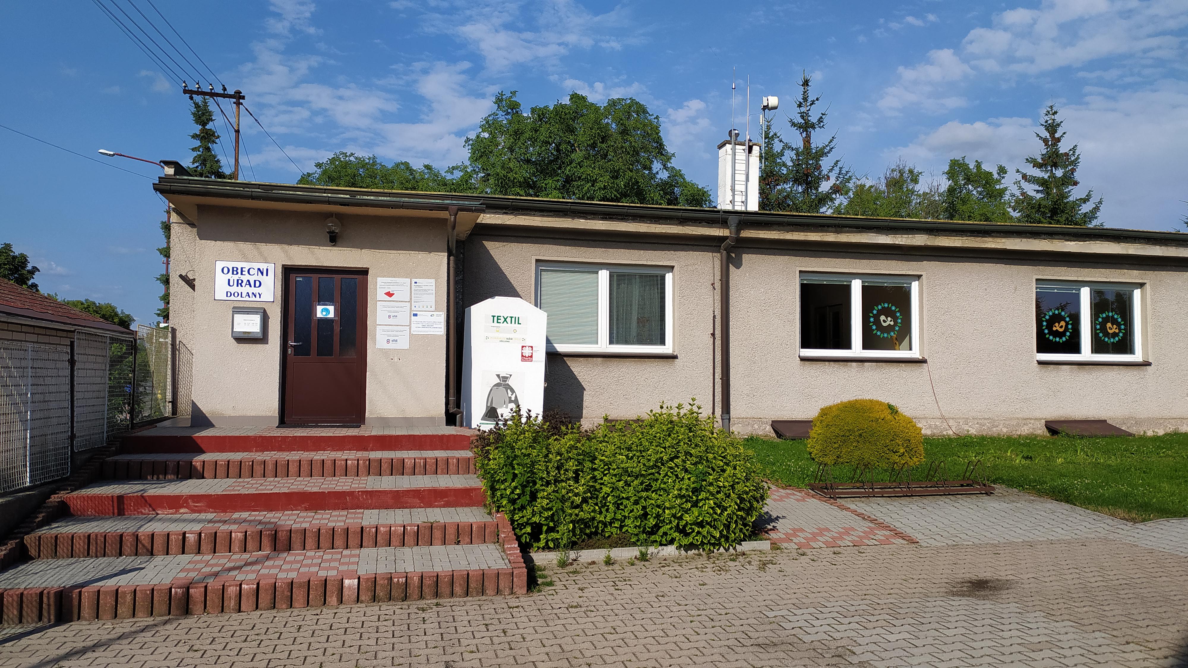 Dolany - obecní úřad foto 2