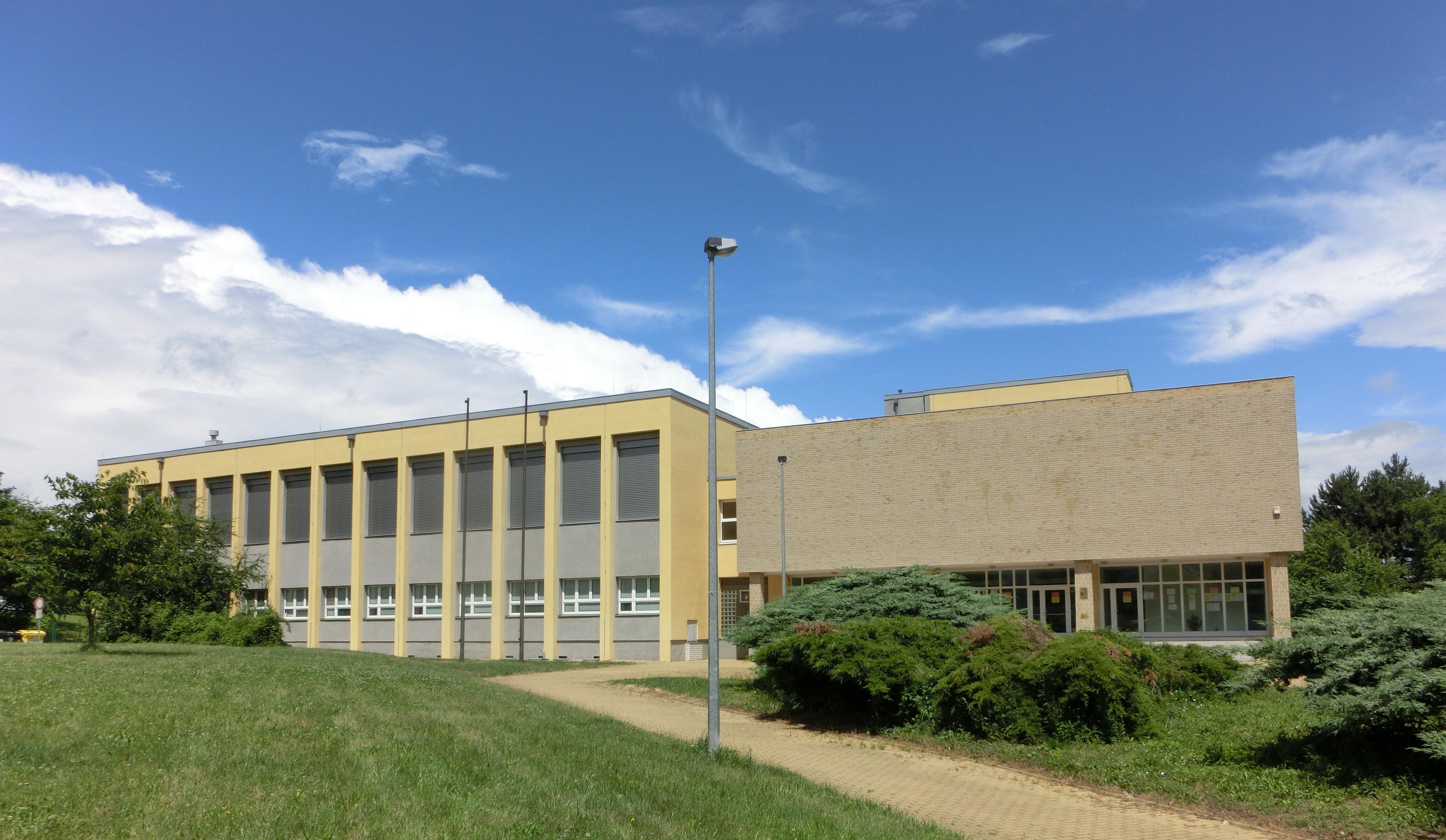 Gymnázium Praha 6, Arabská foto 2