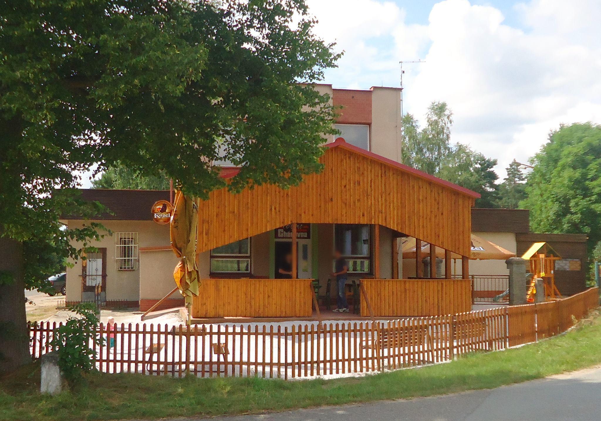 Letní restaurace Chárovna foto 6