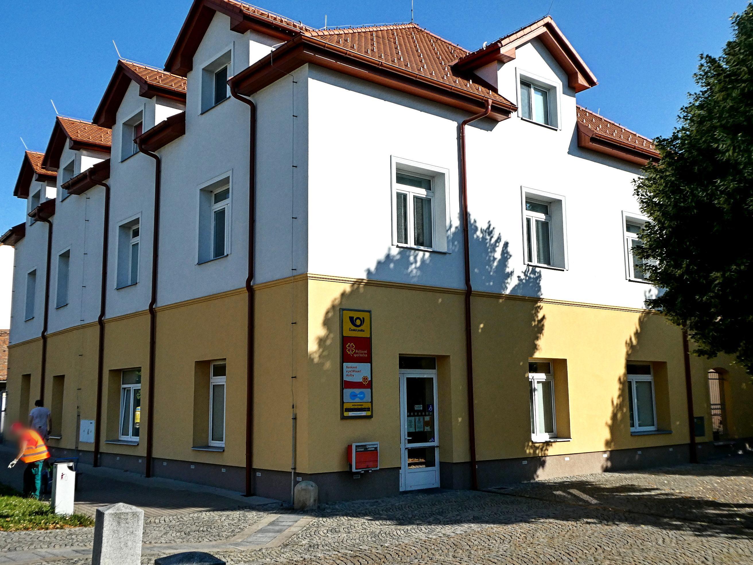 Pošta Lázně Bohdaneč foto 3
