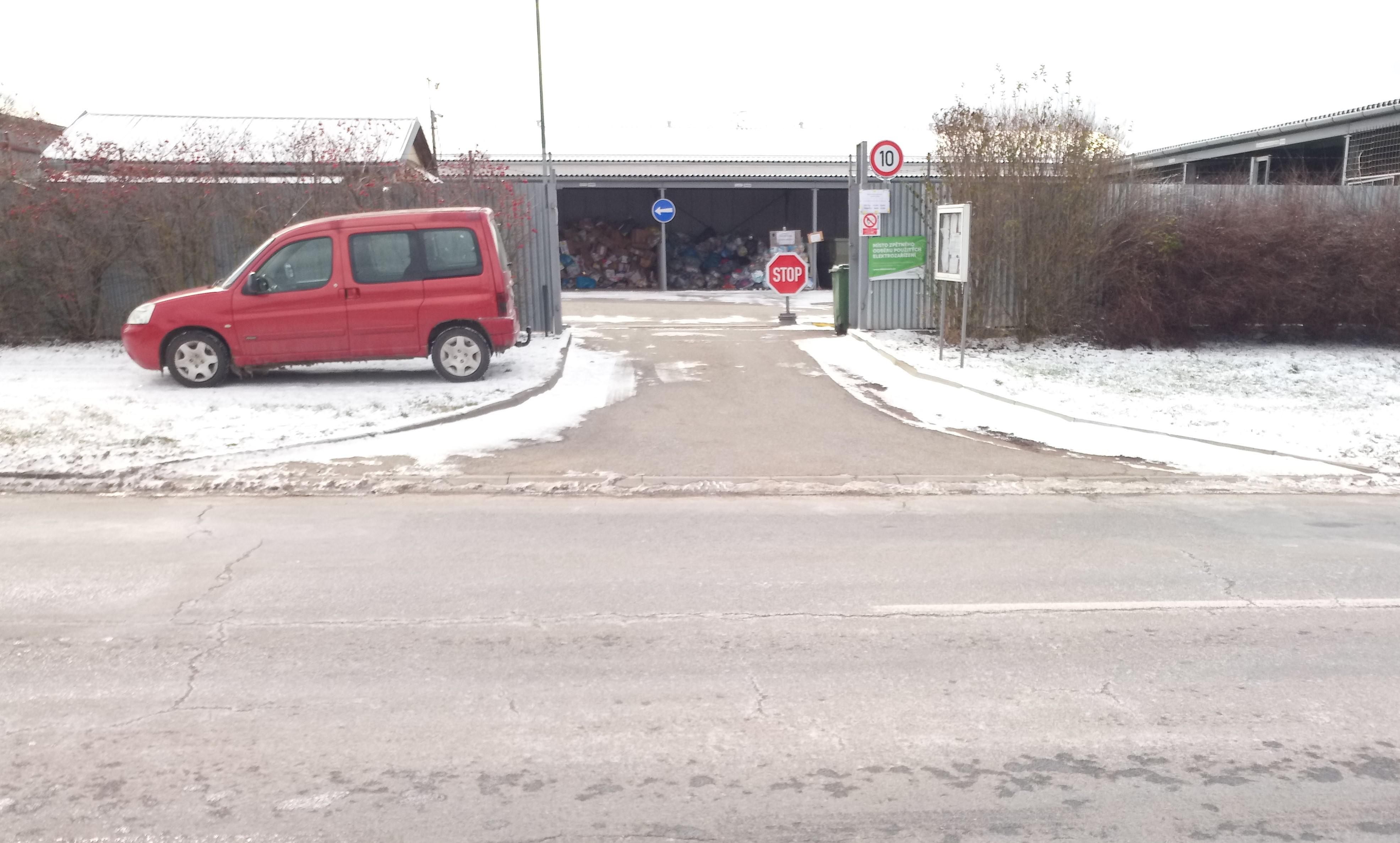 Sběrný dvůr Velké Bílovice foto 5