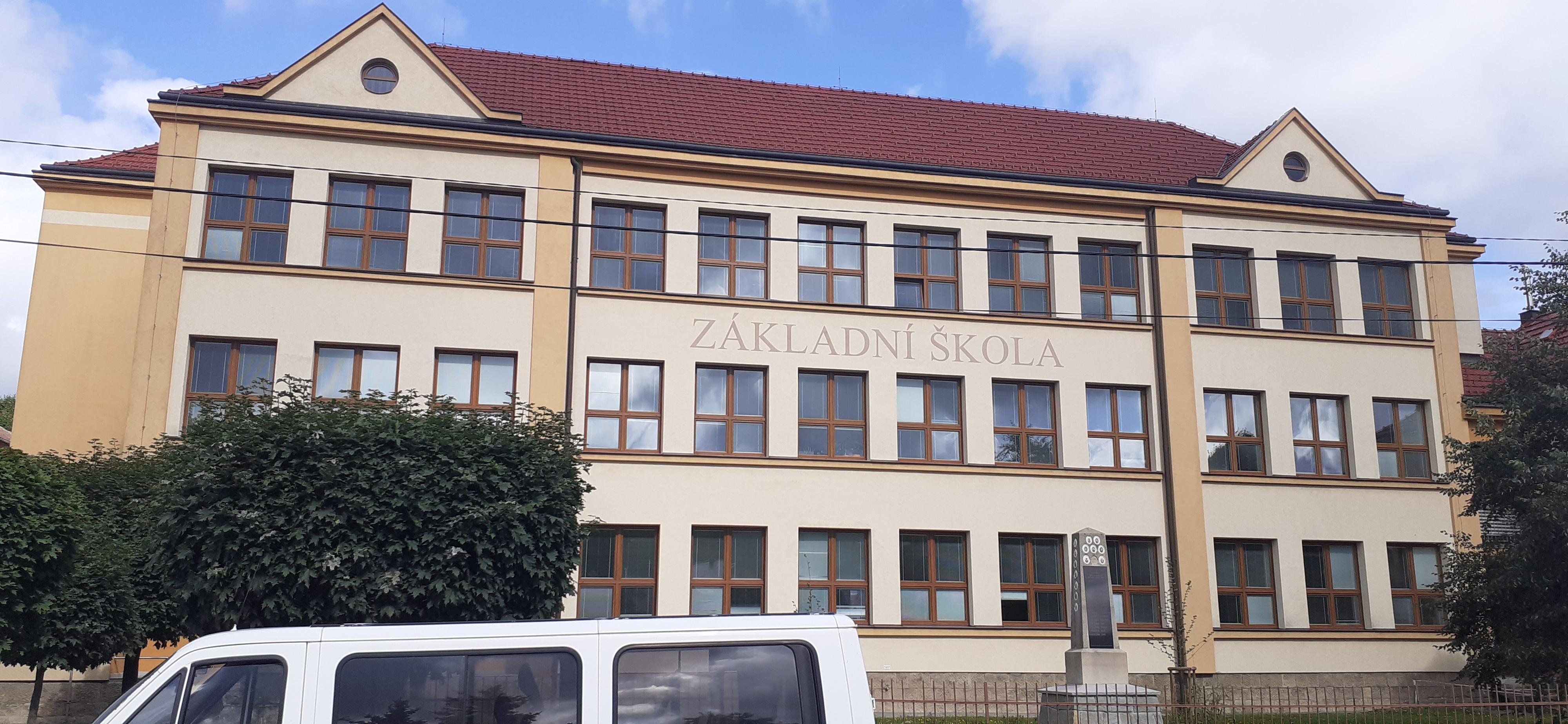 ZŠ Hošťálková foto 3