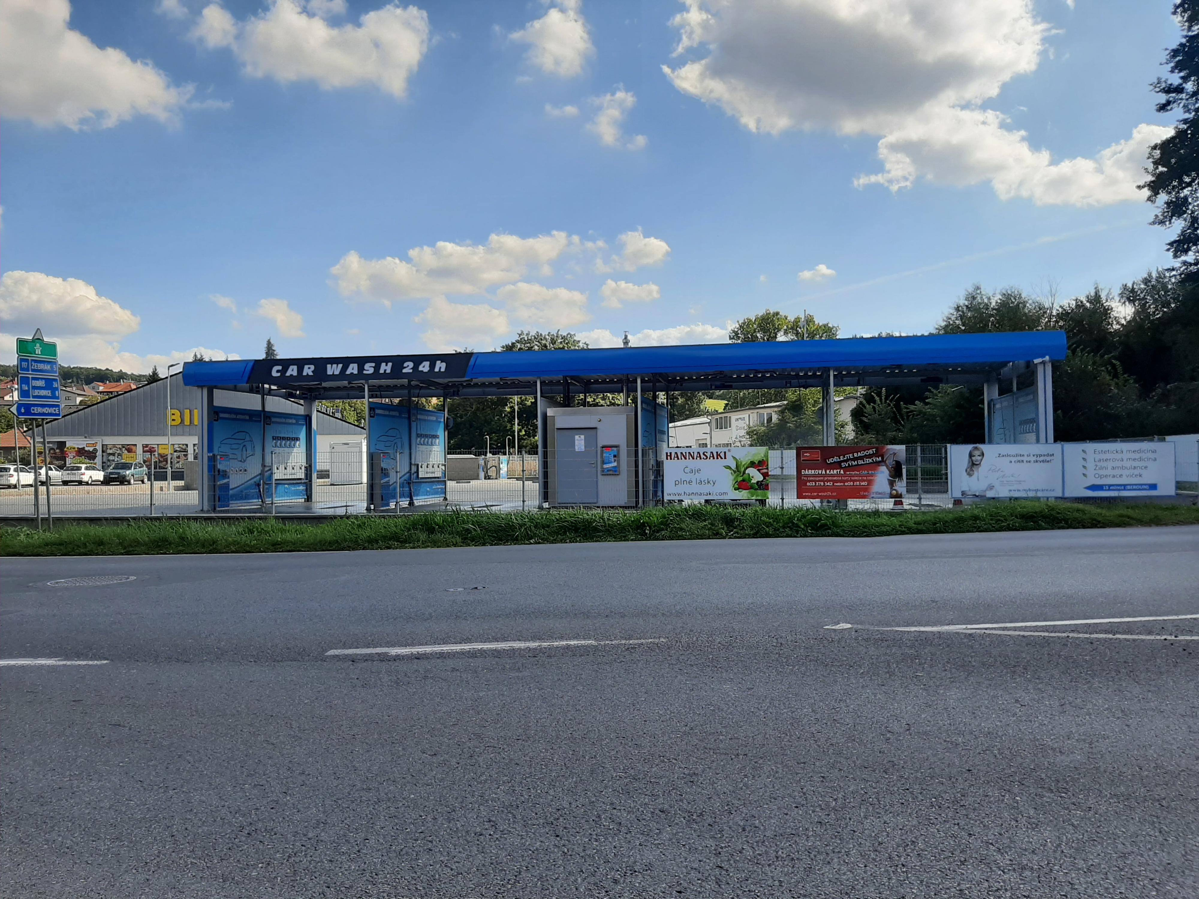 CAR WASH foto 2