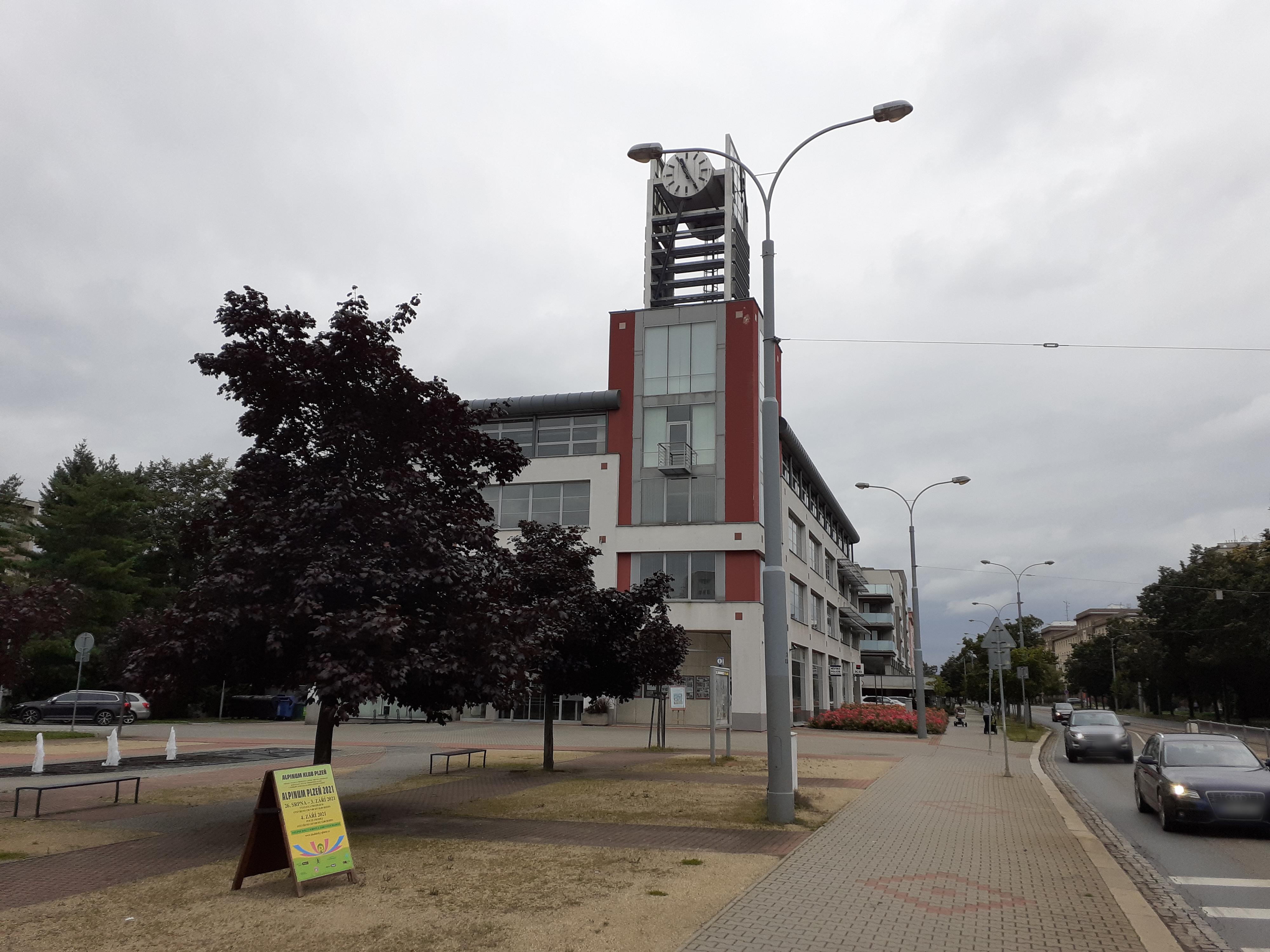 Úřad městského obvodu Plzeň 2-Slovany foto 2